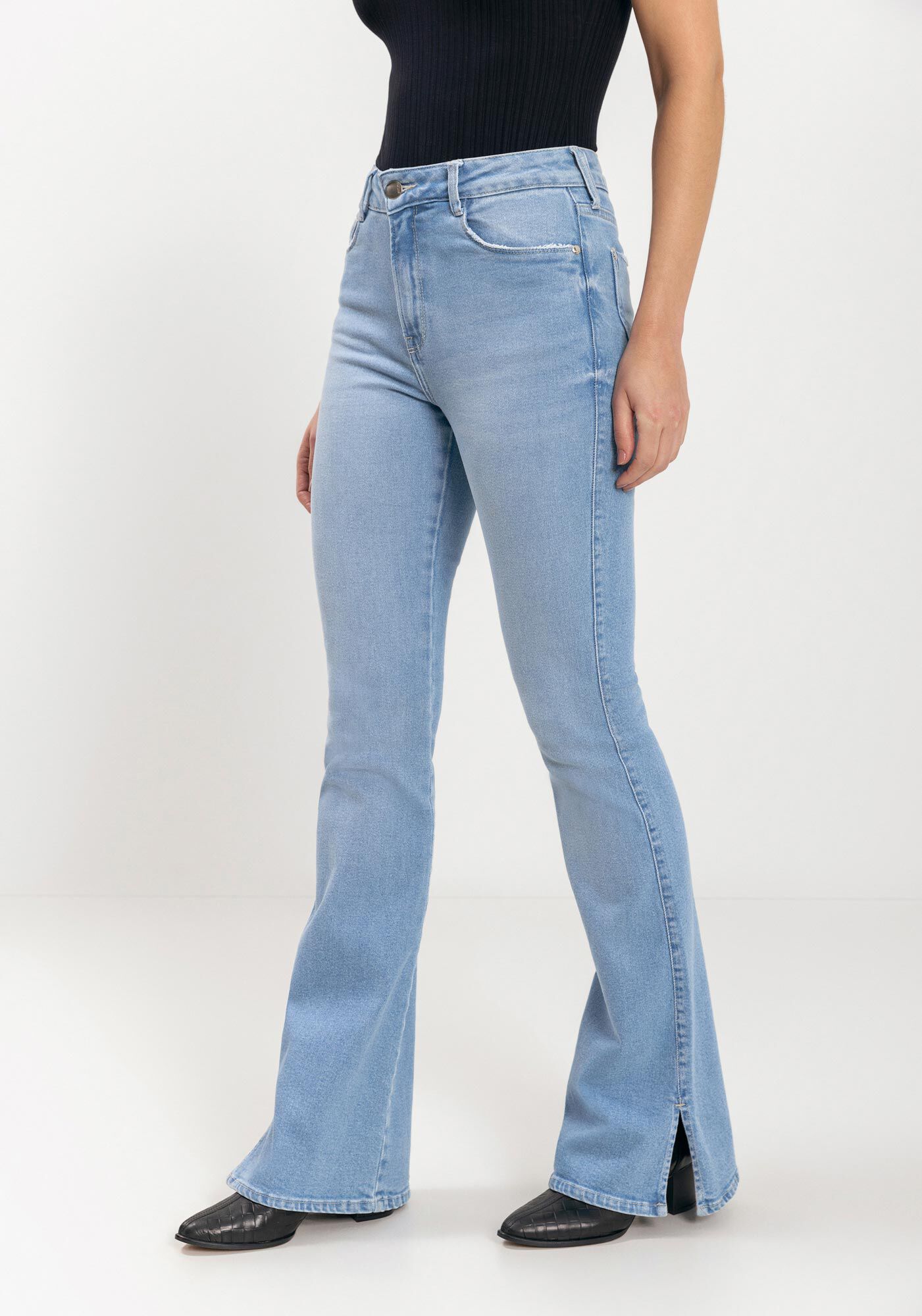 Cal&ccedil;a Jeans Boot Cut Com Cintura Alta E Bolsos, JEANS, large.