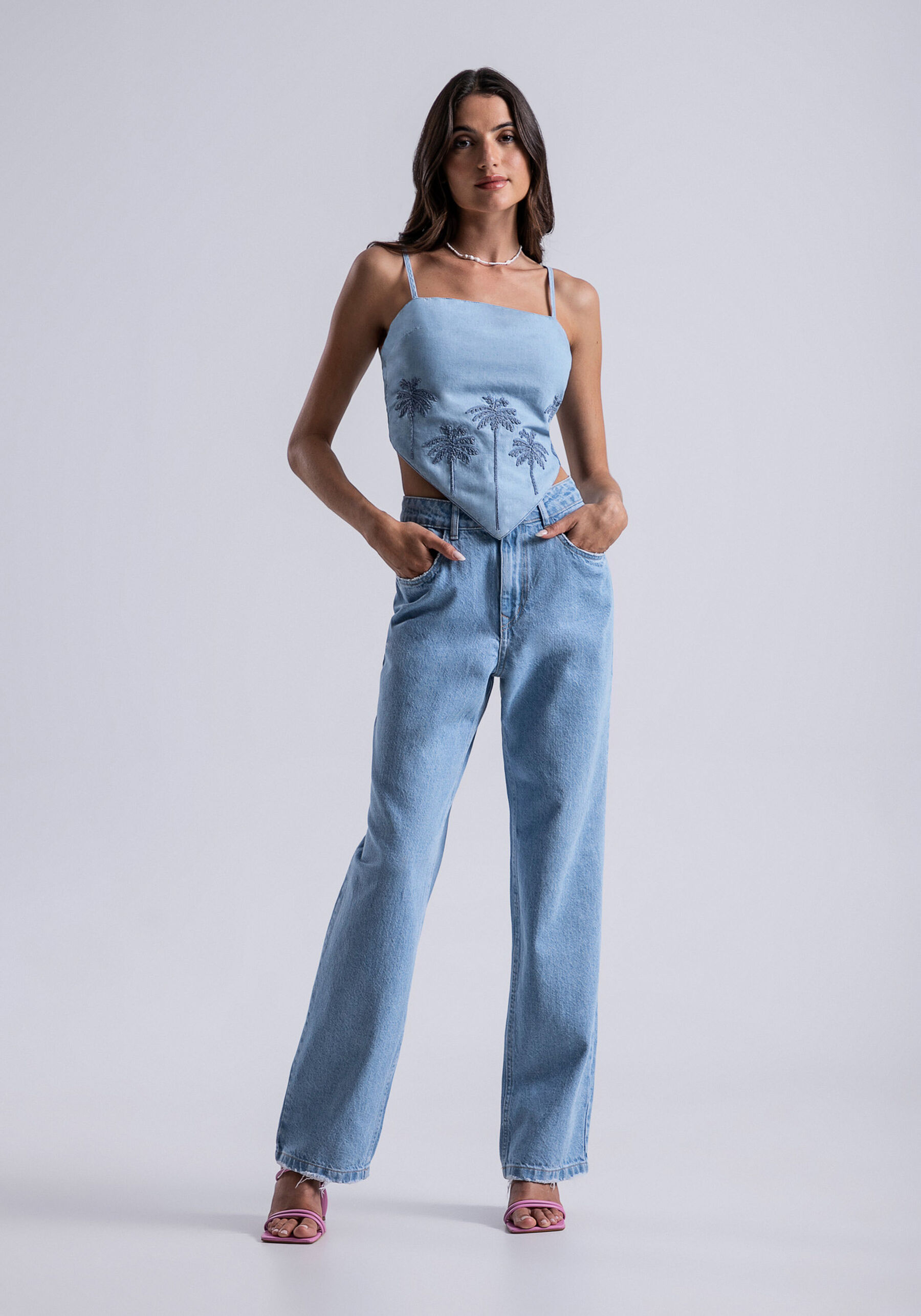 Calça Jeans Wide Leg com Cintura Baixa, . Calça Jeans Wide Leg com Cintura Baixa, , large.