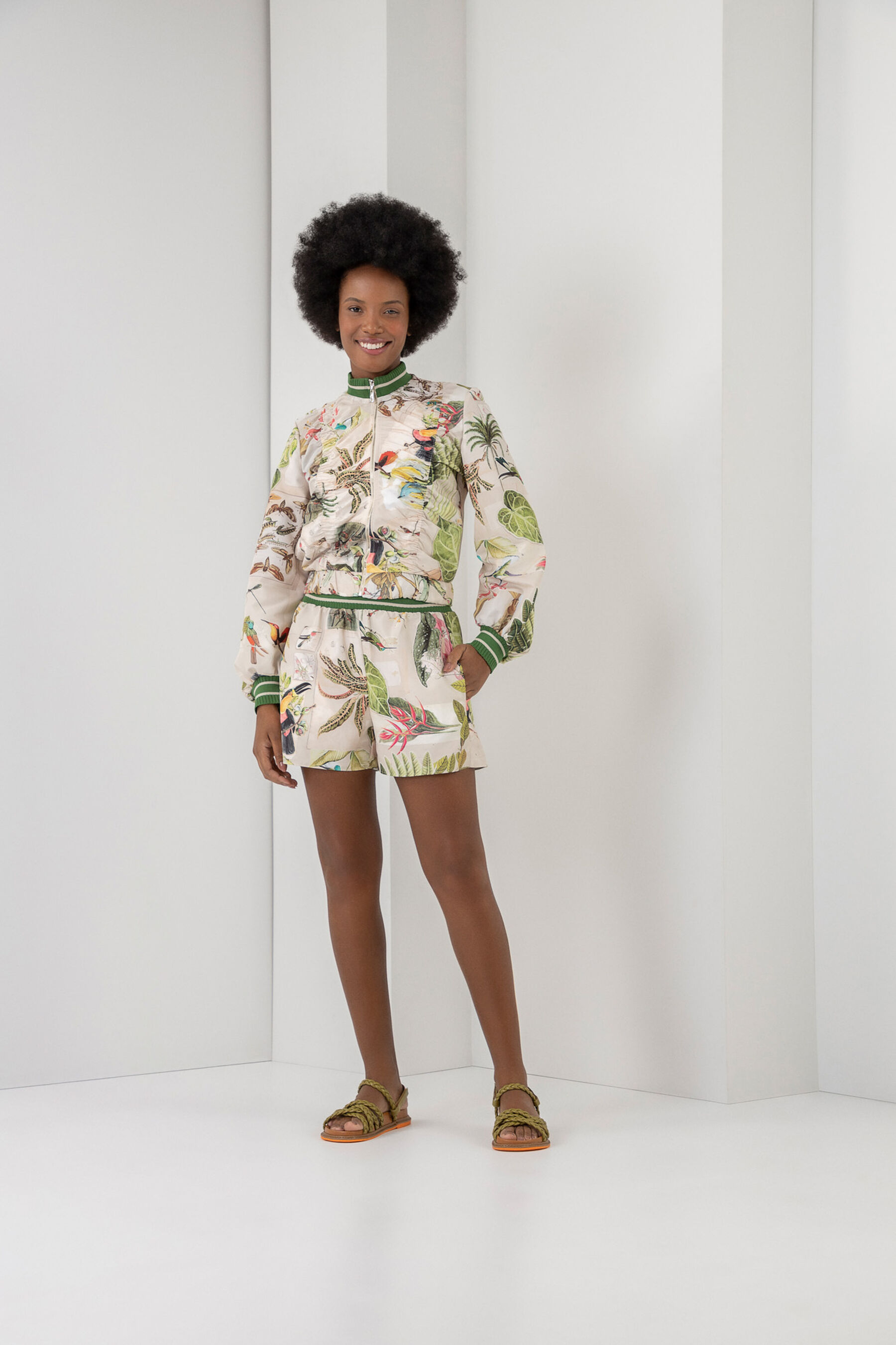 Jaqueta Bomber Estampada em Politel com Bolsos, . Jaqueta Bomber Estampada em Politel com Bolsos, , large.