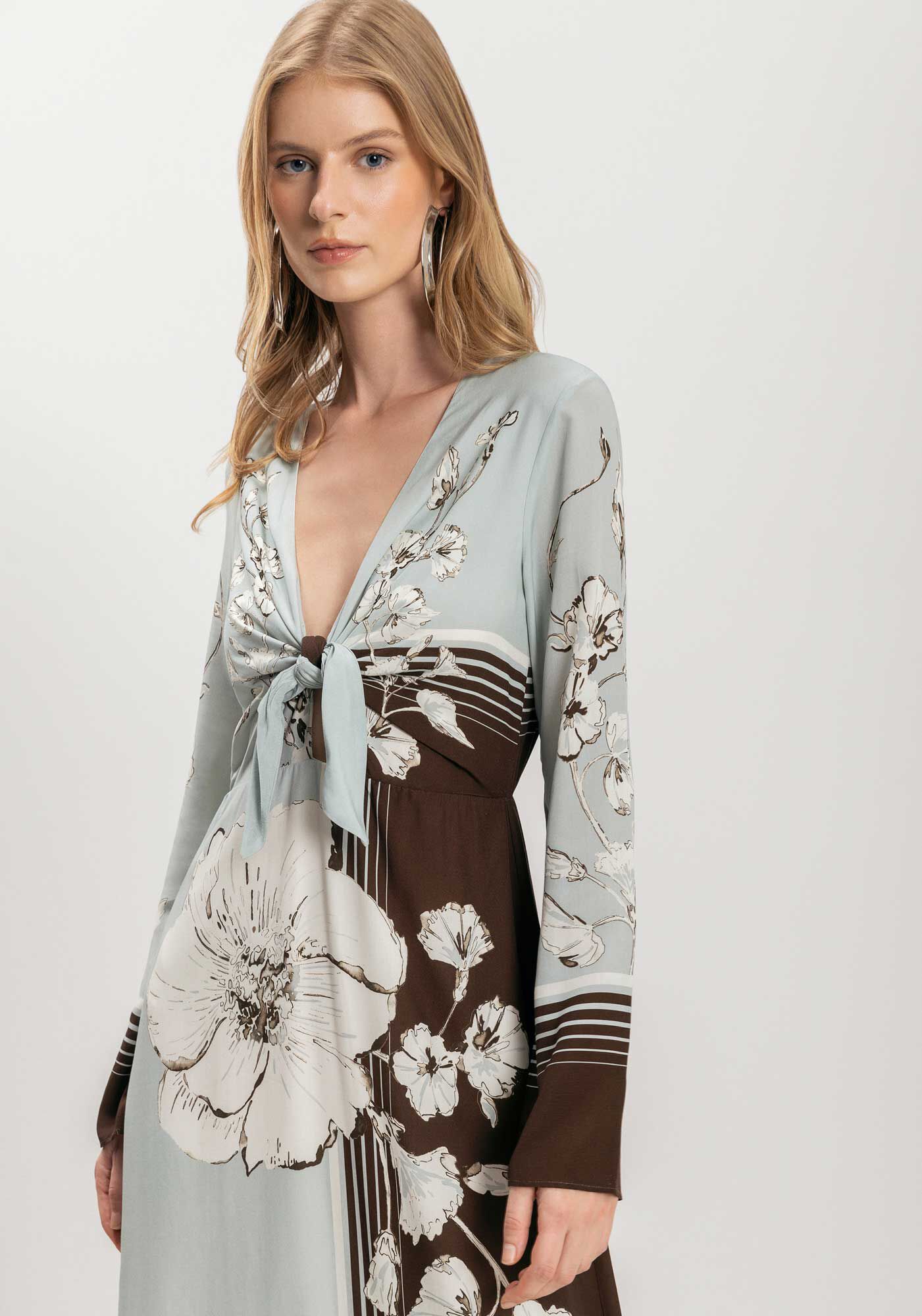 Vestido Longo Evas&ecirc; Estampado Com Manga Longa E N&oacute;, , large.