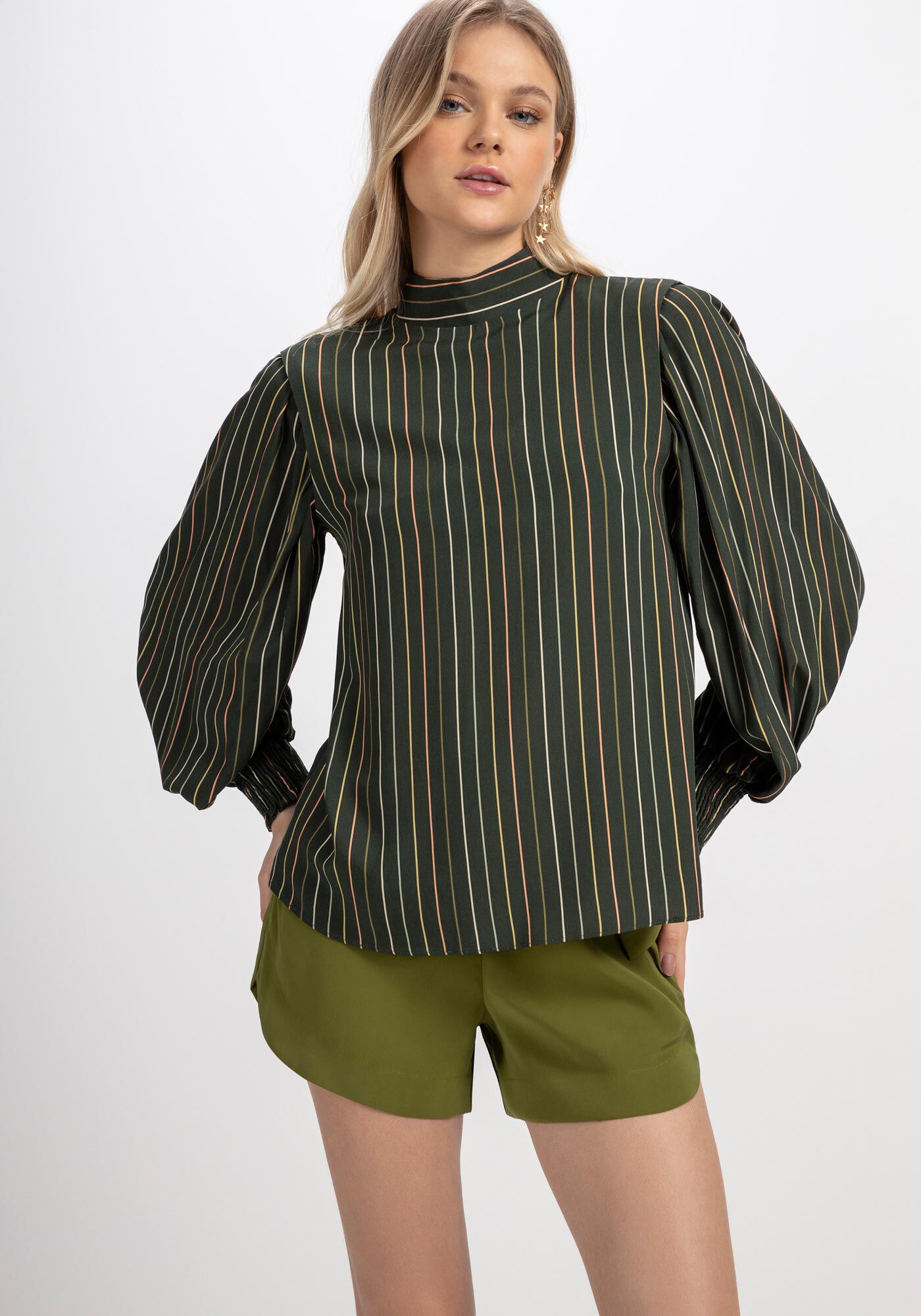 Blusa Manga Bufante em Viscose com Gola Alta, , large.