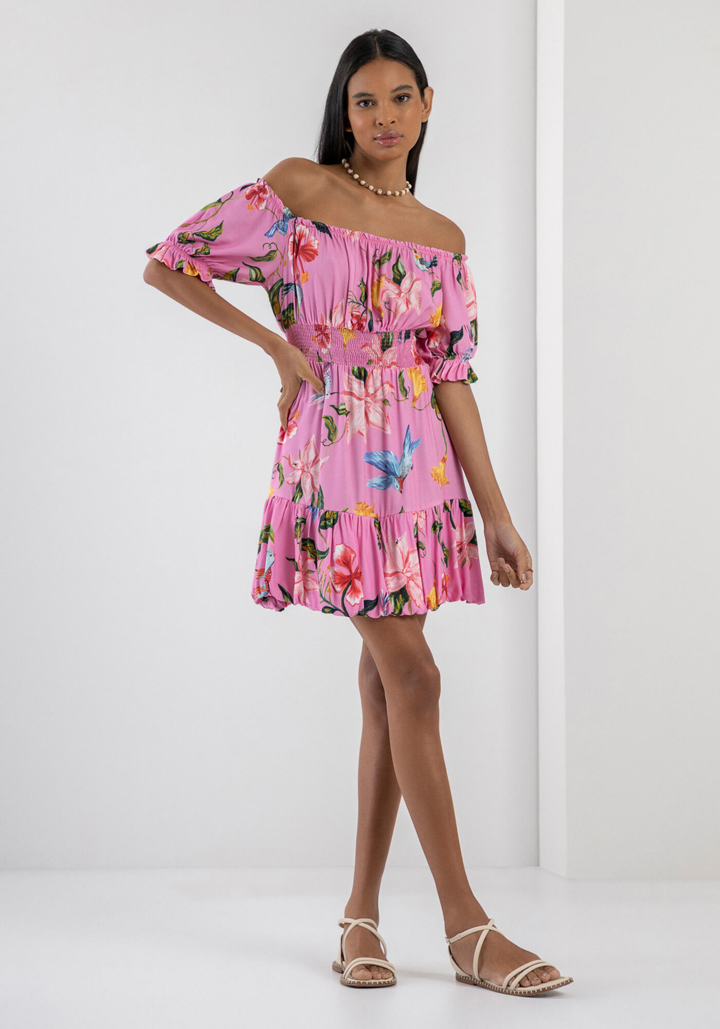 Vestidos hot sale fluidos curtos