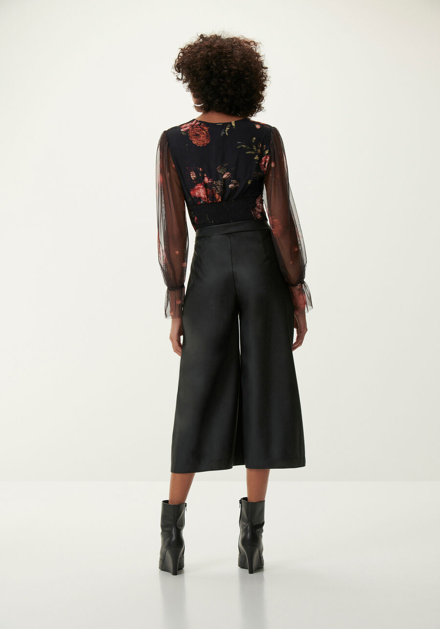 Calça Pantacourt em PU com Cintura Alta, . Calça Pantacourt em PU com Cintura Alta, , large.