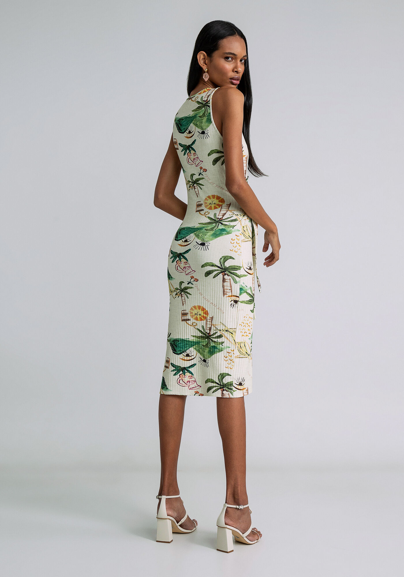 Vestido midi sale canelado justo