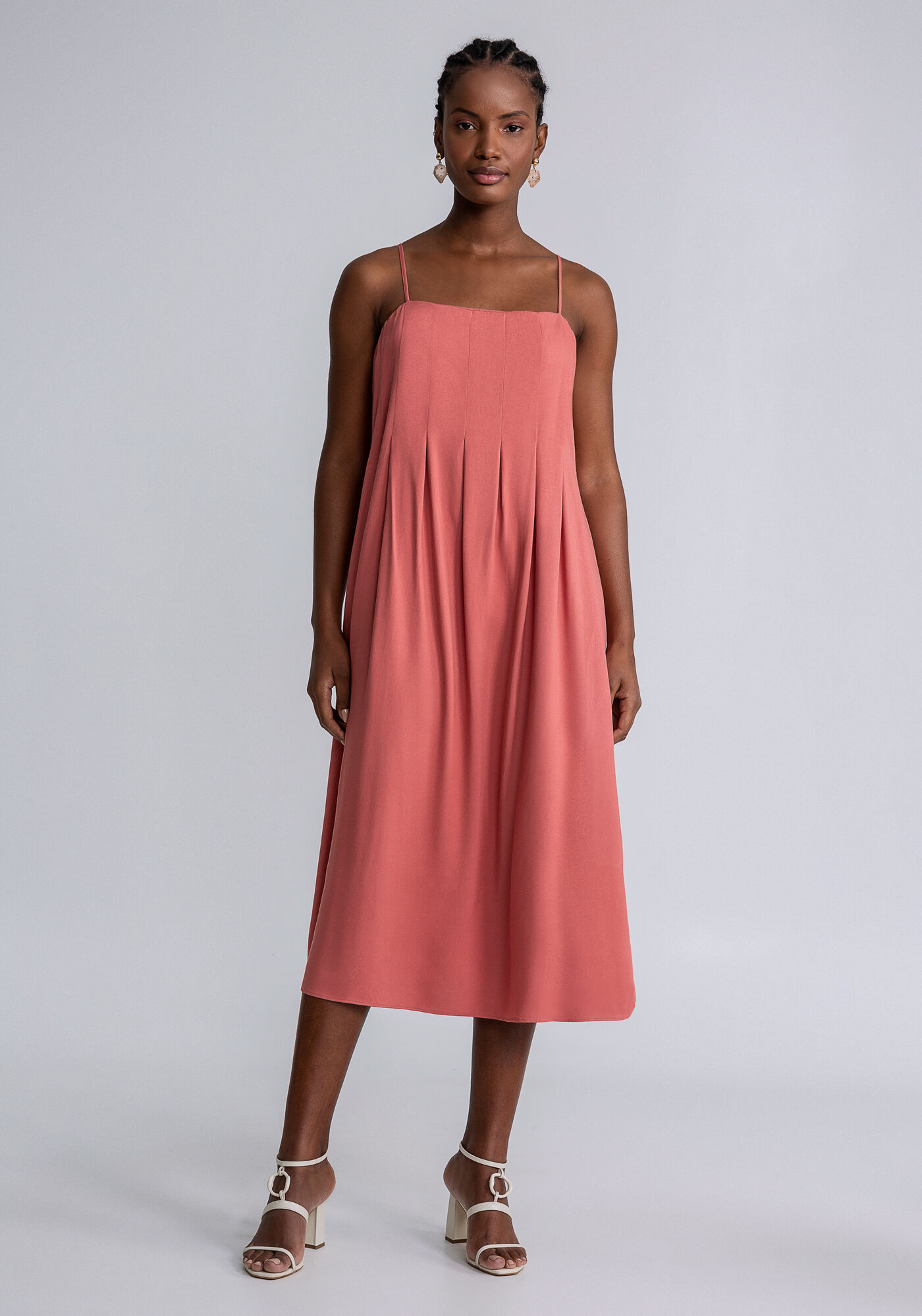 Vestido de decote hotsell reto