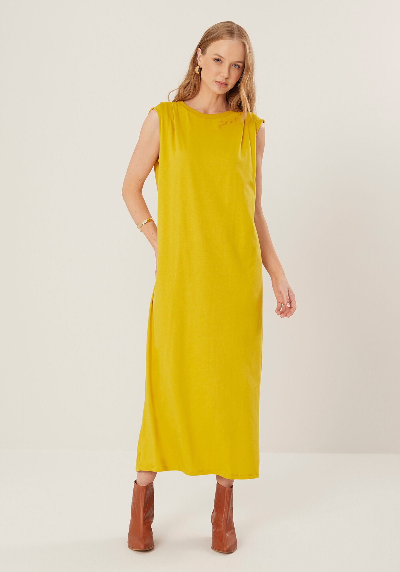 Vestido Midi Ch&aacute; Em Algod&atilde;o Com Drapeado Nos Ombros, , large.