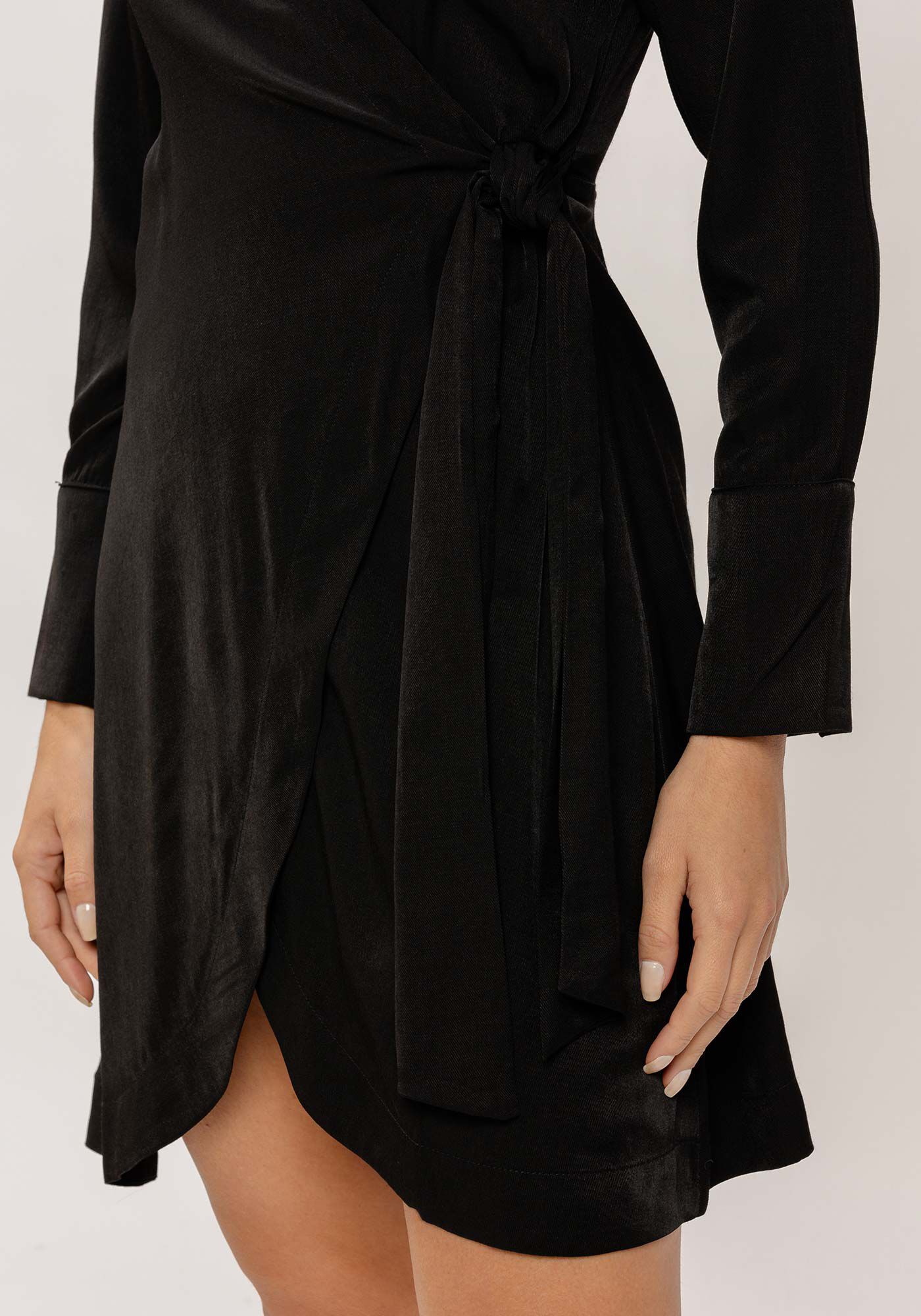 Vestido Curto Manga Longa em Viscose Transpassado, , large.