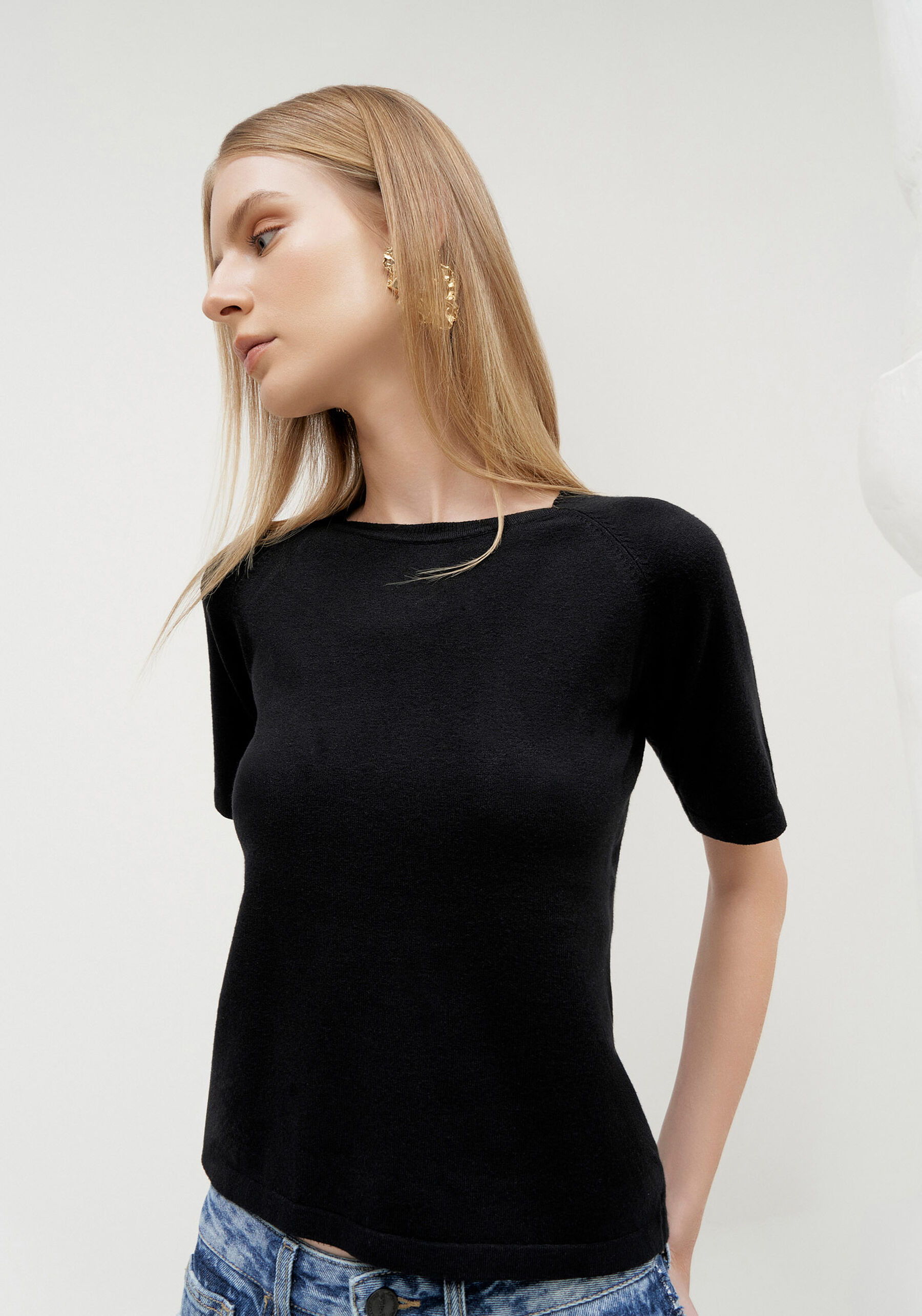 Blusa em Tricô com Manga Curta, . Blusa em Tricô com Manga Curta, , large.