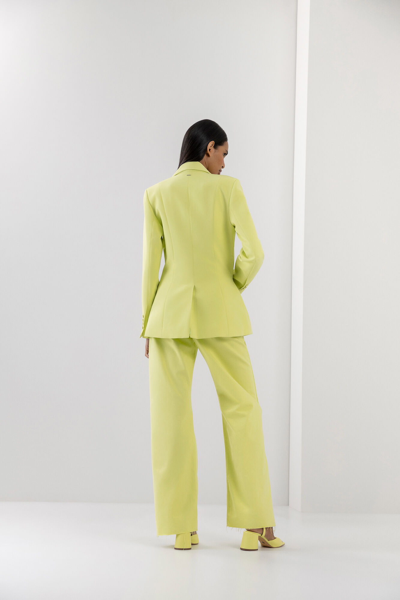 Blazer Alongado em Tecido Plano com Bolsos, , large.