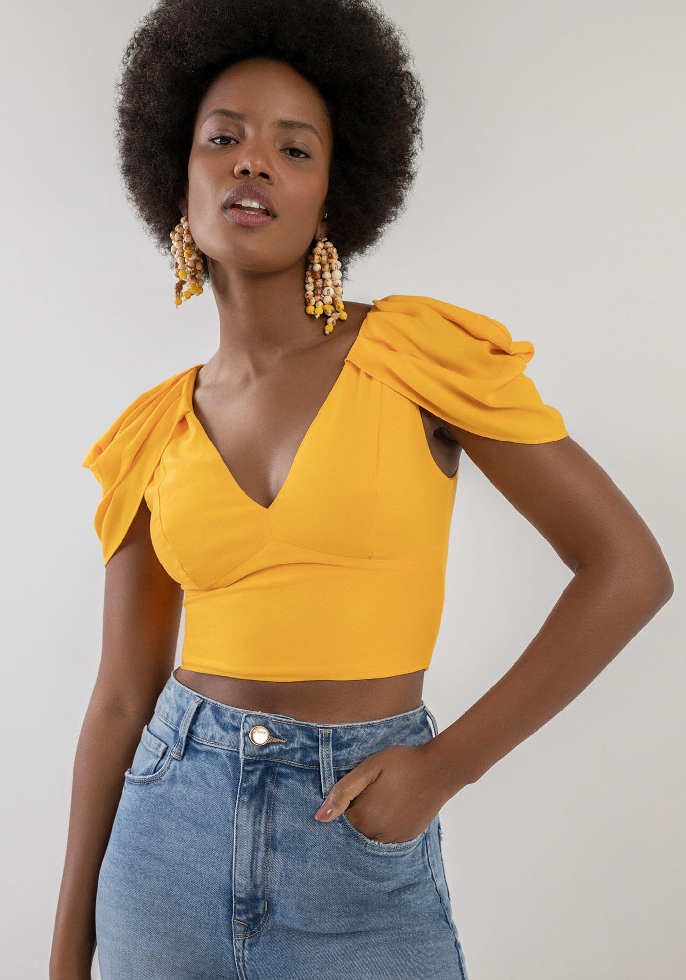 Blusa Cropped em Crepe com Pregas Mangas, , large.