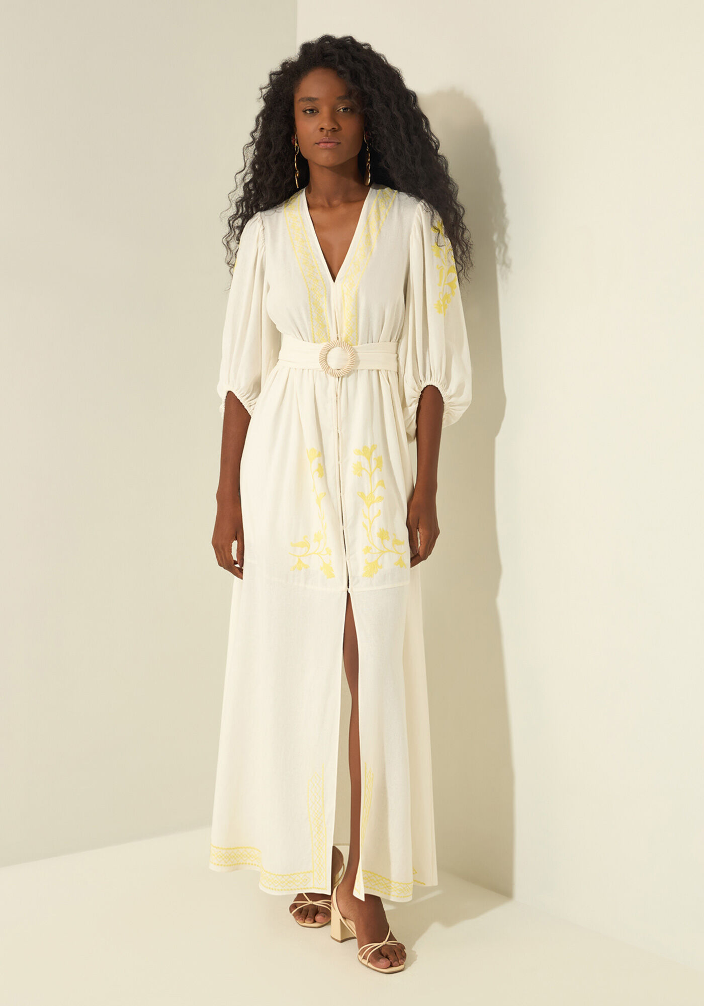 Vestido Longo Bordado Com Mangas 3/4 E Linho, BRANCO OFF WHITE, large.