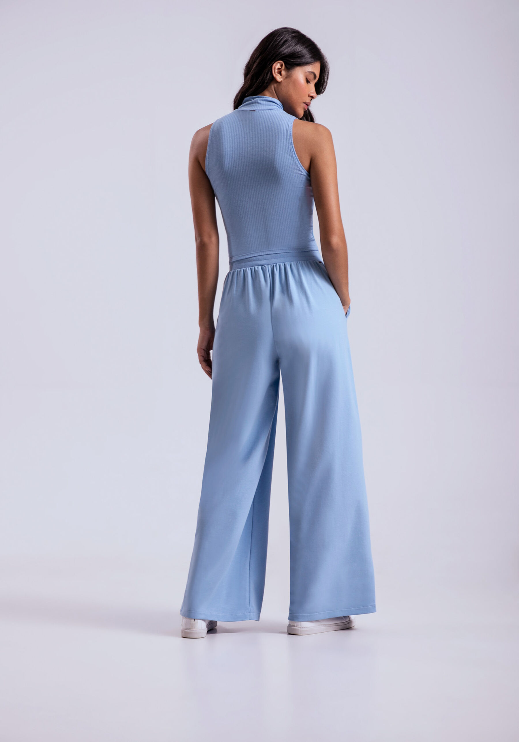 Calça Reta Ampla em Molecotton com Bolsos, . Calça Reta Ampla em Molecotton com Bolsos, , large.