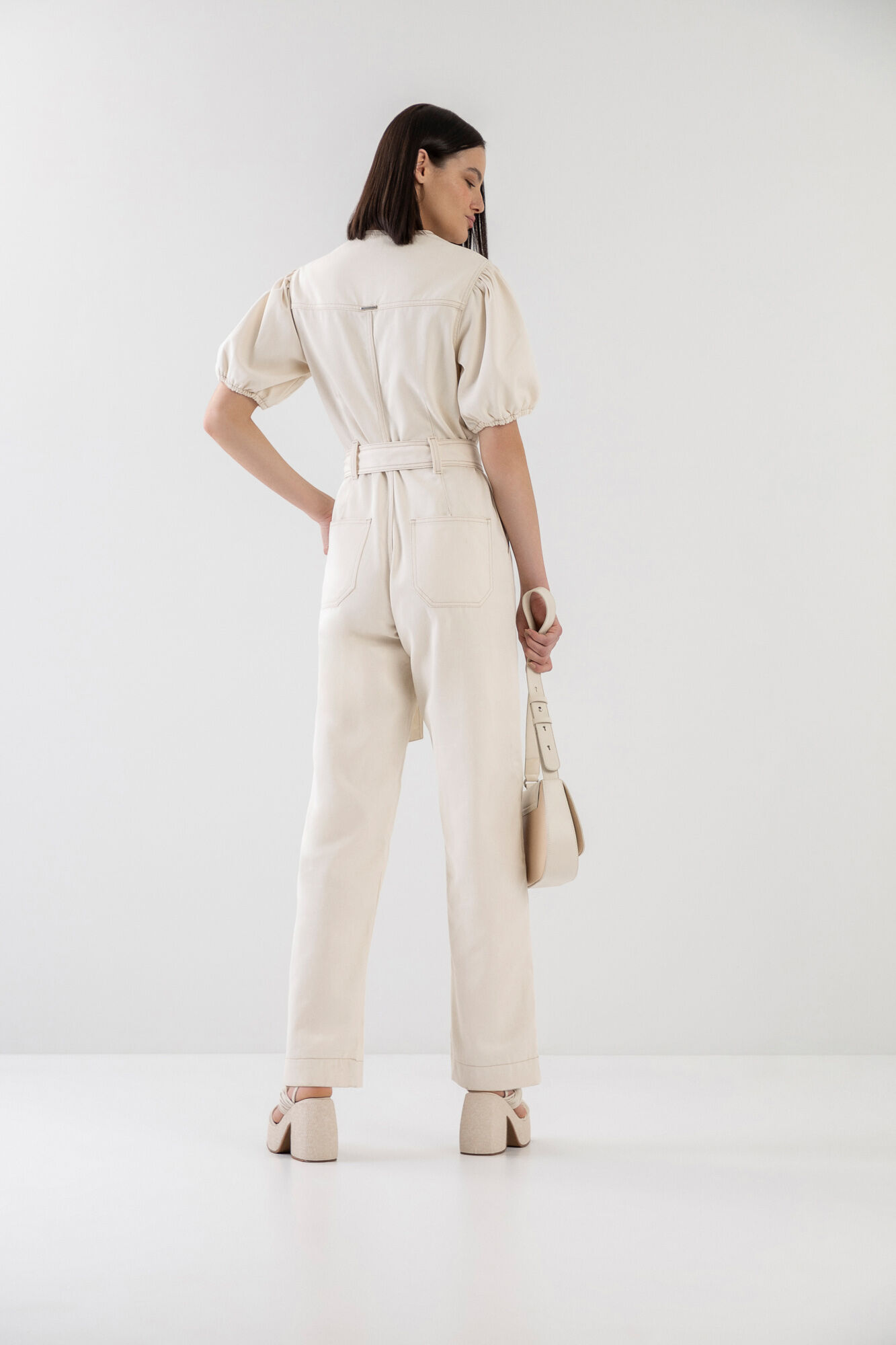 Macac&atilde;o Sarja Longo Manga Curta com Cinto, , large.