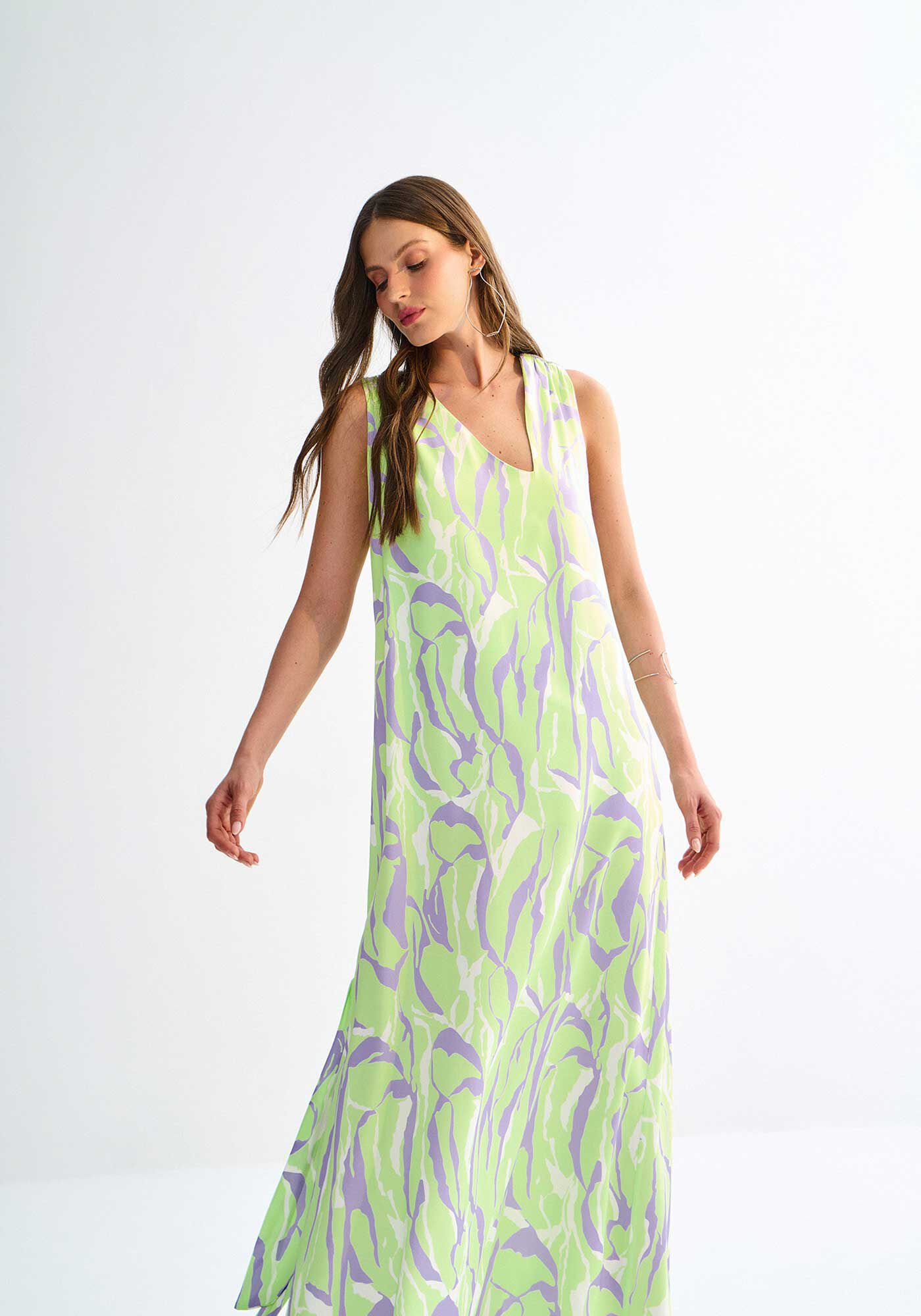 Vestido Midi Ch&aacute; Amplo com Strass Ombros, BALSAMO VERDE, large.