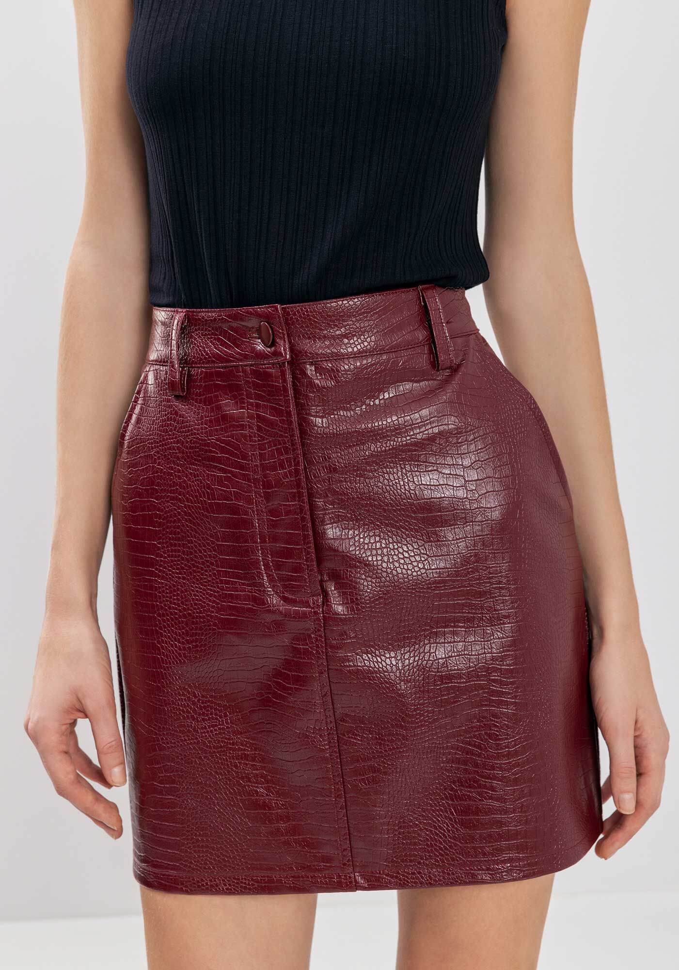 Saia Curta Com Cintura M&eacute;dia E Bolsos Em PU Croco, , large.