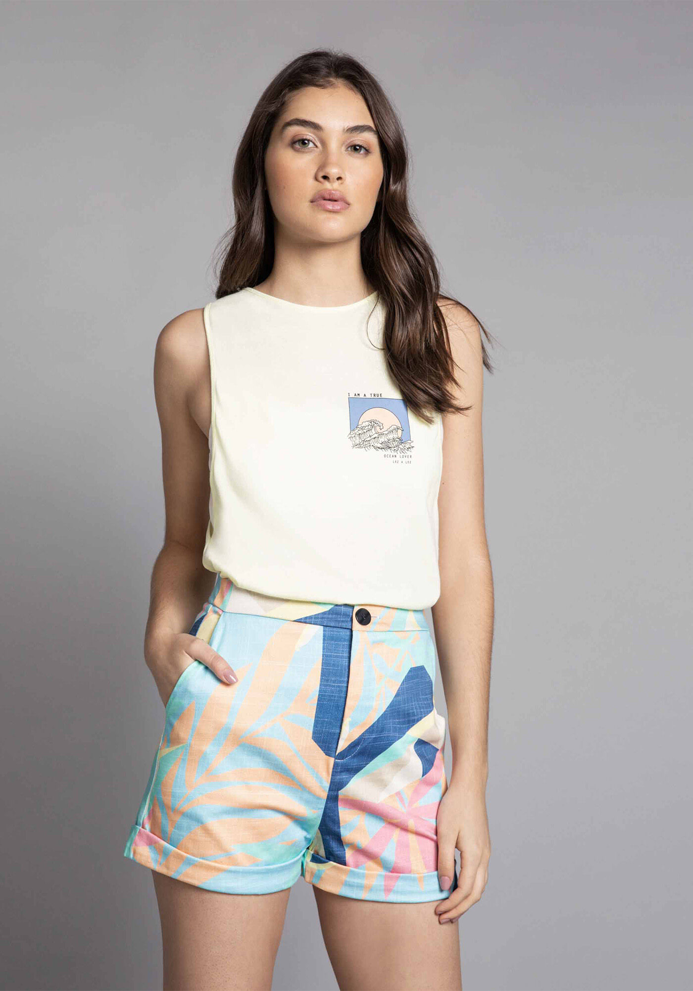 Shorts Cintura Alta Estampa Pelican, , large.