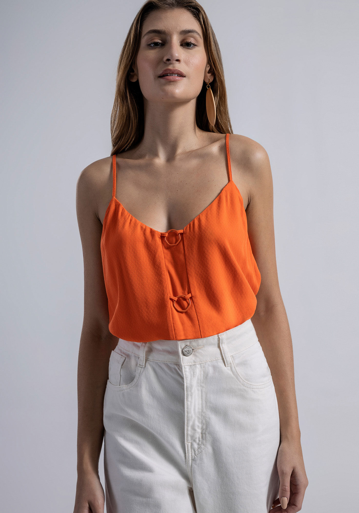 Blusa Al&ccedil;as em Viscose com Detalhe Argolas, , large.