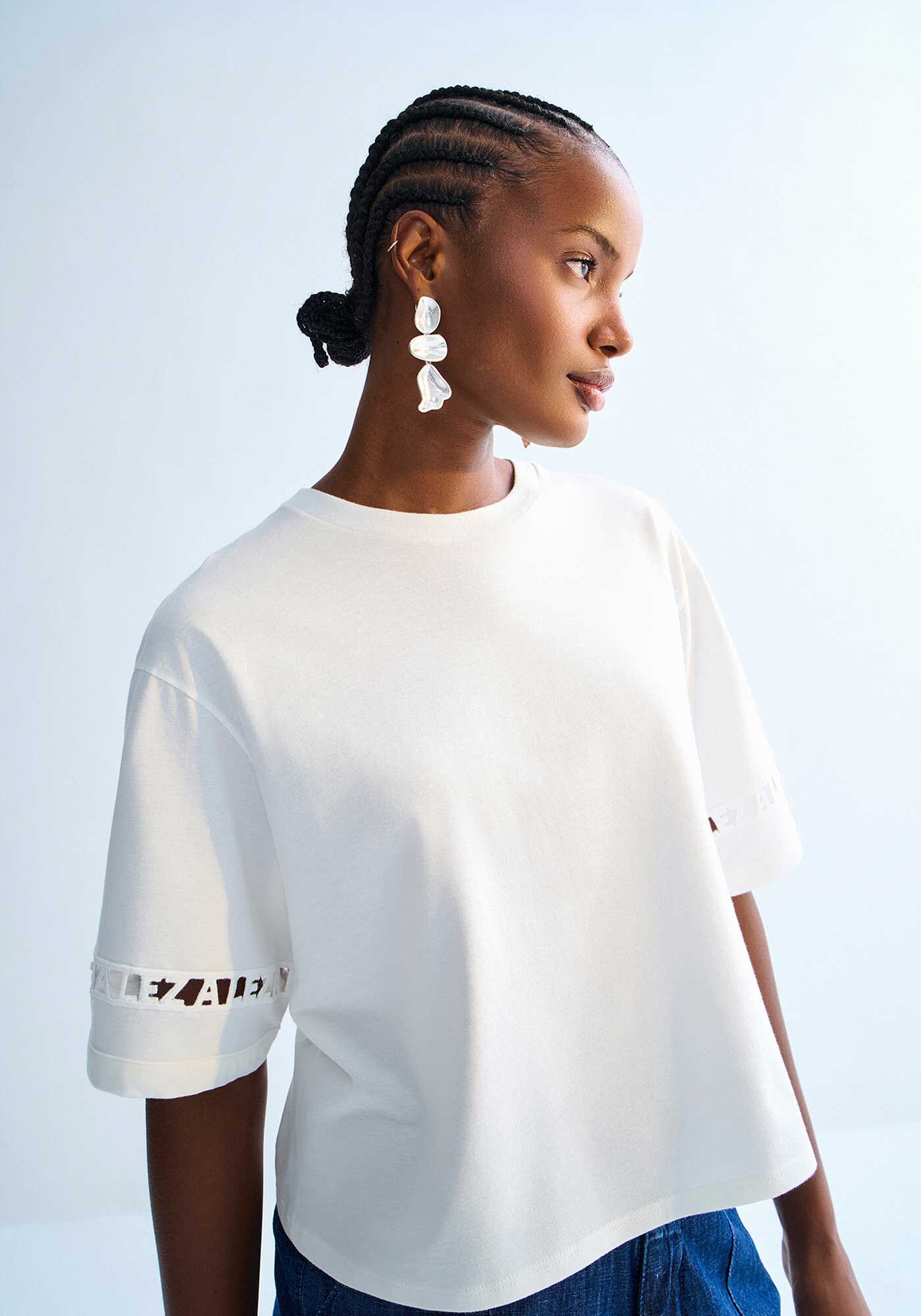 T-shirt Oversized com Bordado Vazado Manga, , large.