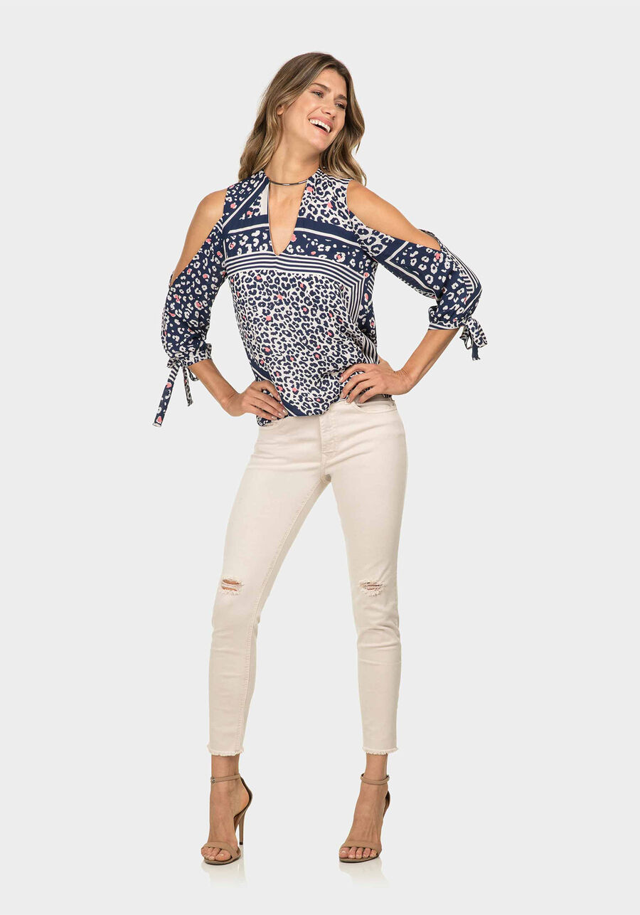 Blusa com Colar Estampa, . Blusa com Colar Estampa, , large.