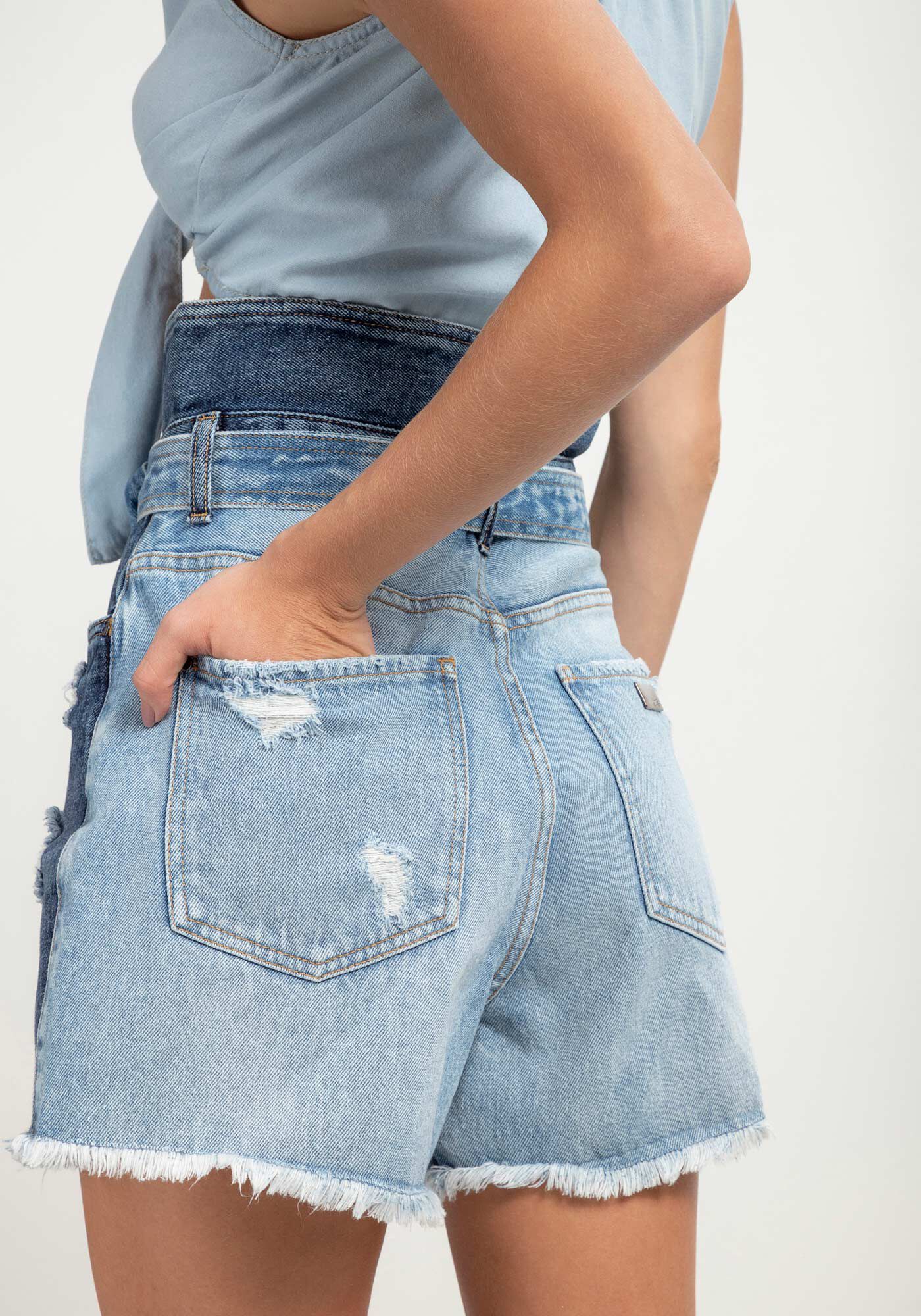 Short jeans 2024 super curto