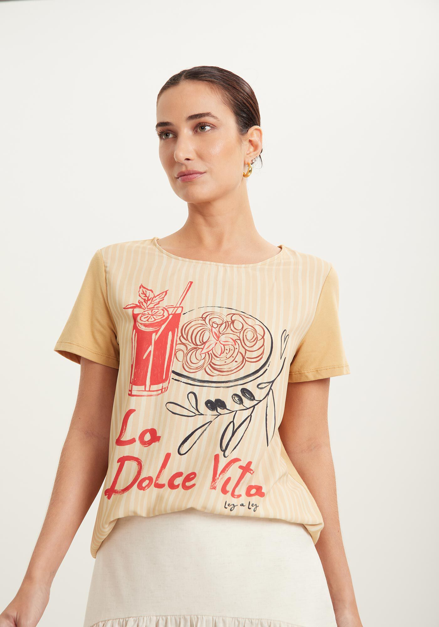 Blusa T-shirt De Mangas Curtas Com Frente Estampada, , large.