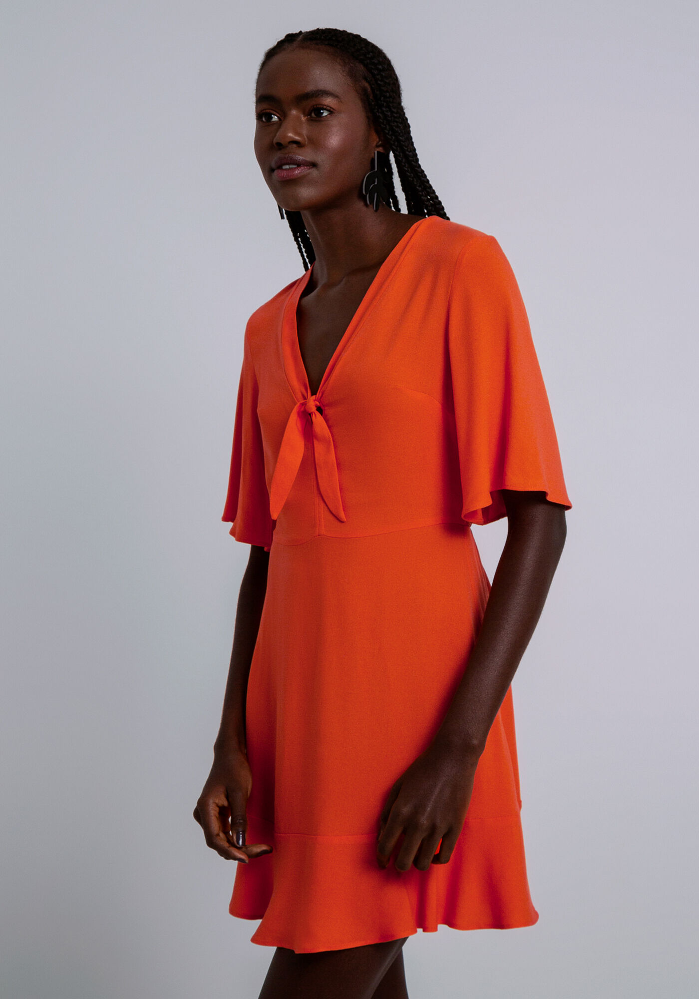 Vestido de crepe hotsell curto