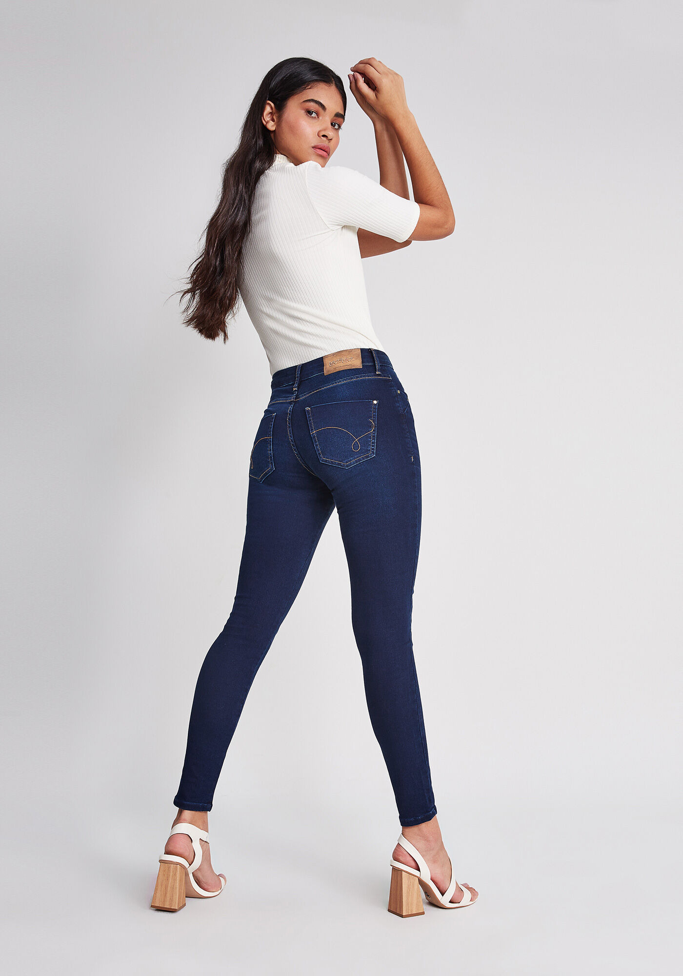 Cal&ccedil;a Skinny Cropped Bali Elastic, , large.