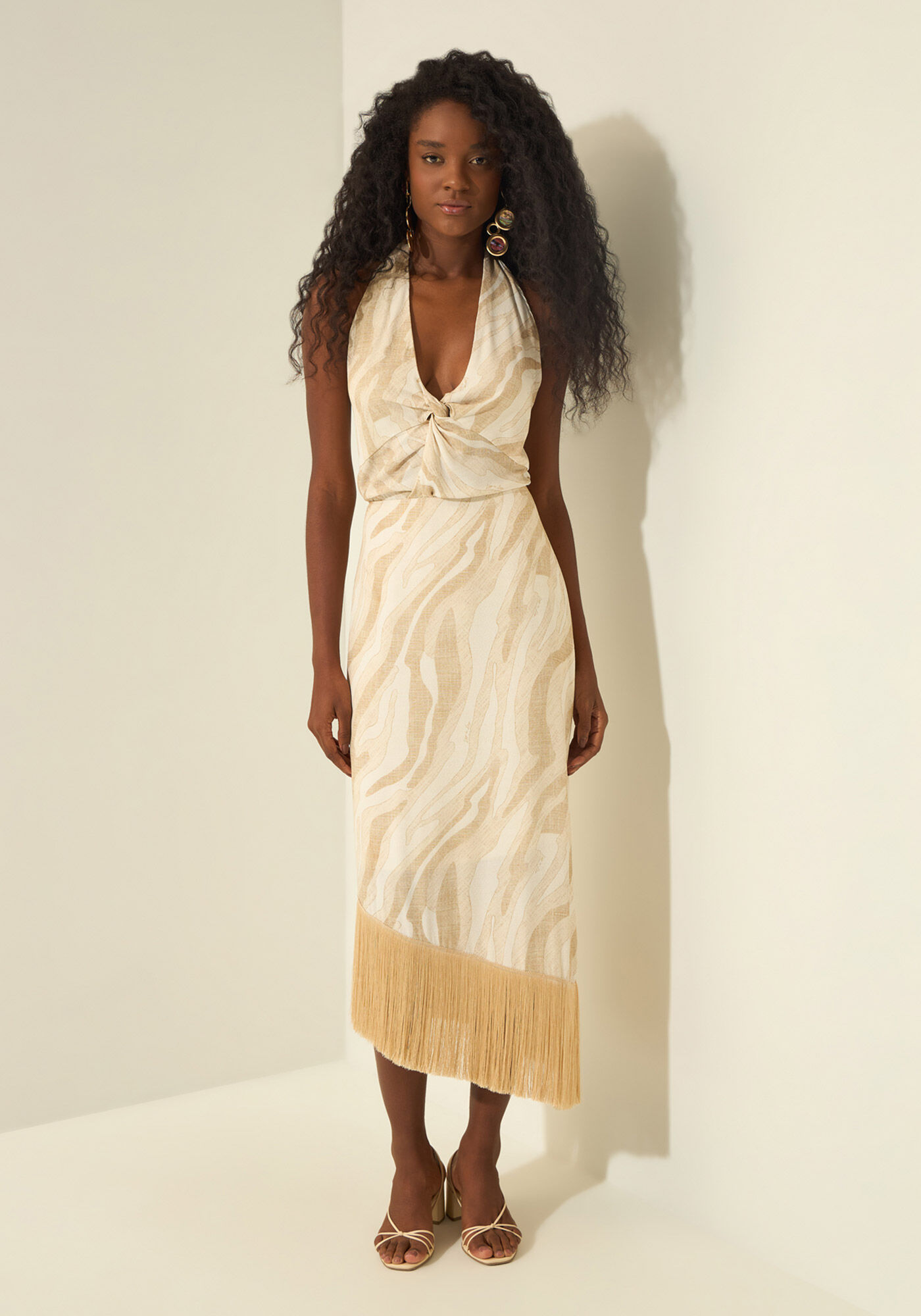 Saia Ch&aacute; Assim&eacute;trica Com Franjas E Cintura Alta, NATURAL BEGE, large.