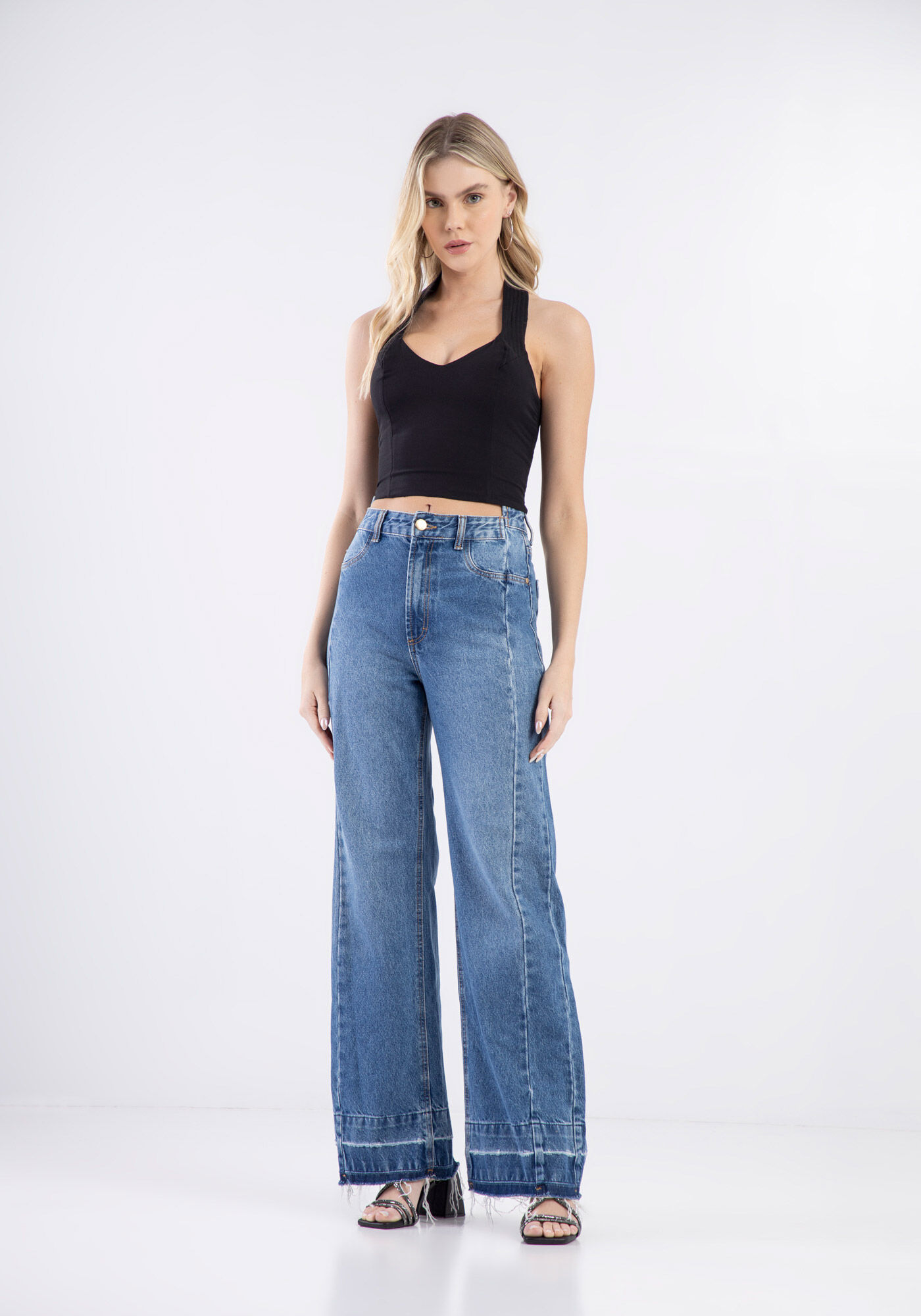 Blusa Cropped em Viscose Frente &Uacute;nica, , large.