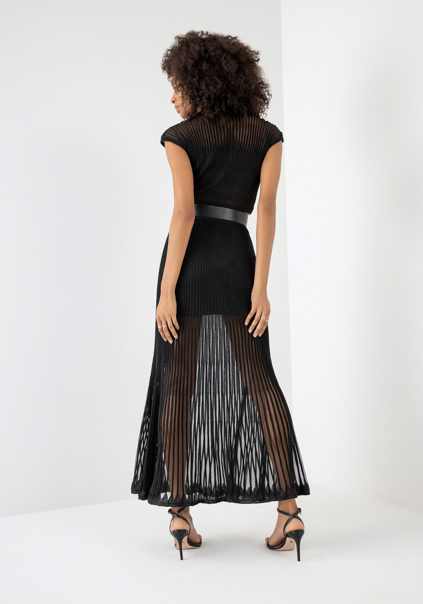 Blusa Gola Alta em Tric&ocirc; comTranspar&ecirc;ncia, PRETO REATIVO, large.