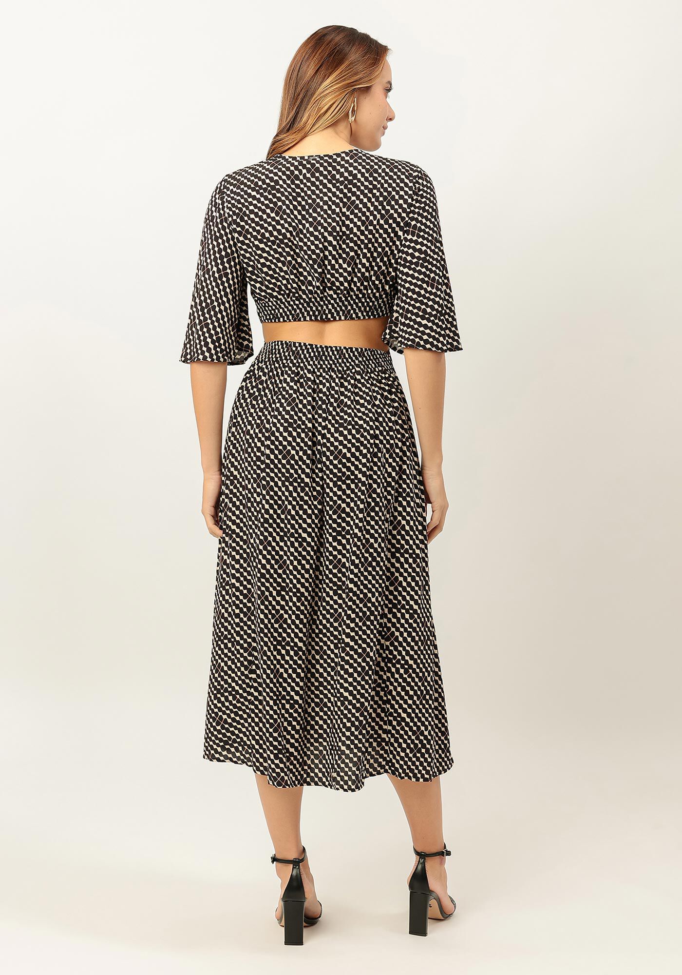 Vestido Midi Manga Flare com Cut Costas, PATTERN, large.