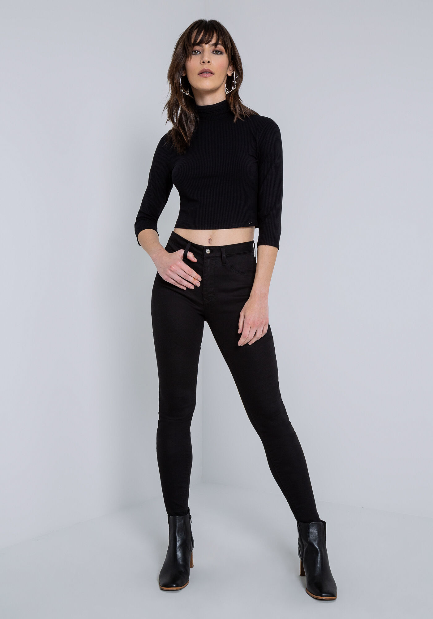 Calça lezalez sales preta