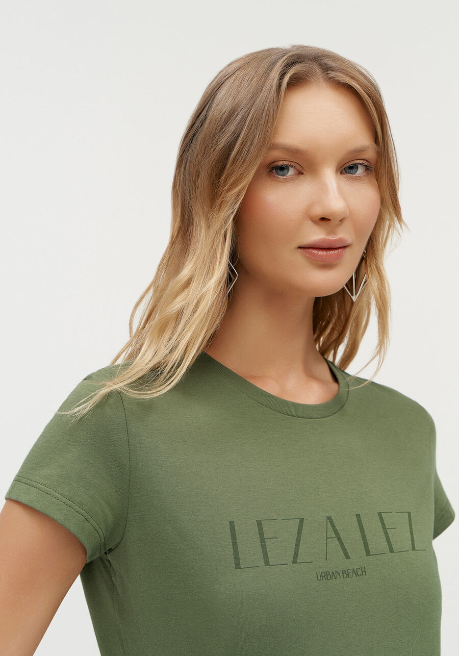 T-shirt em Malha com Estampa Lez a Lez, . T-shirt em Malha com Estampa Lez a Lez, , large.