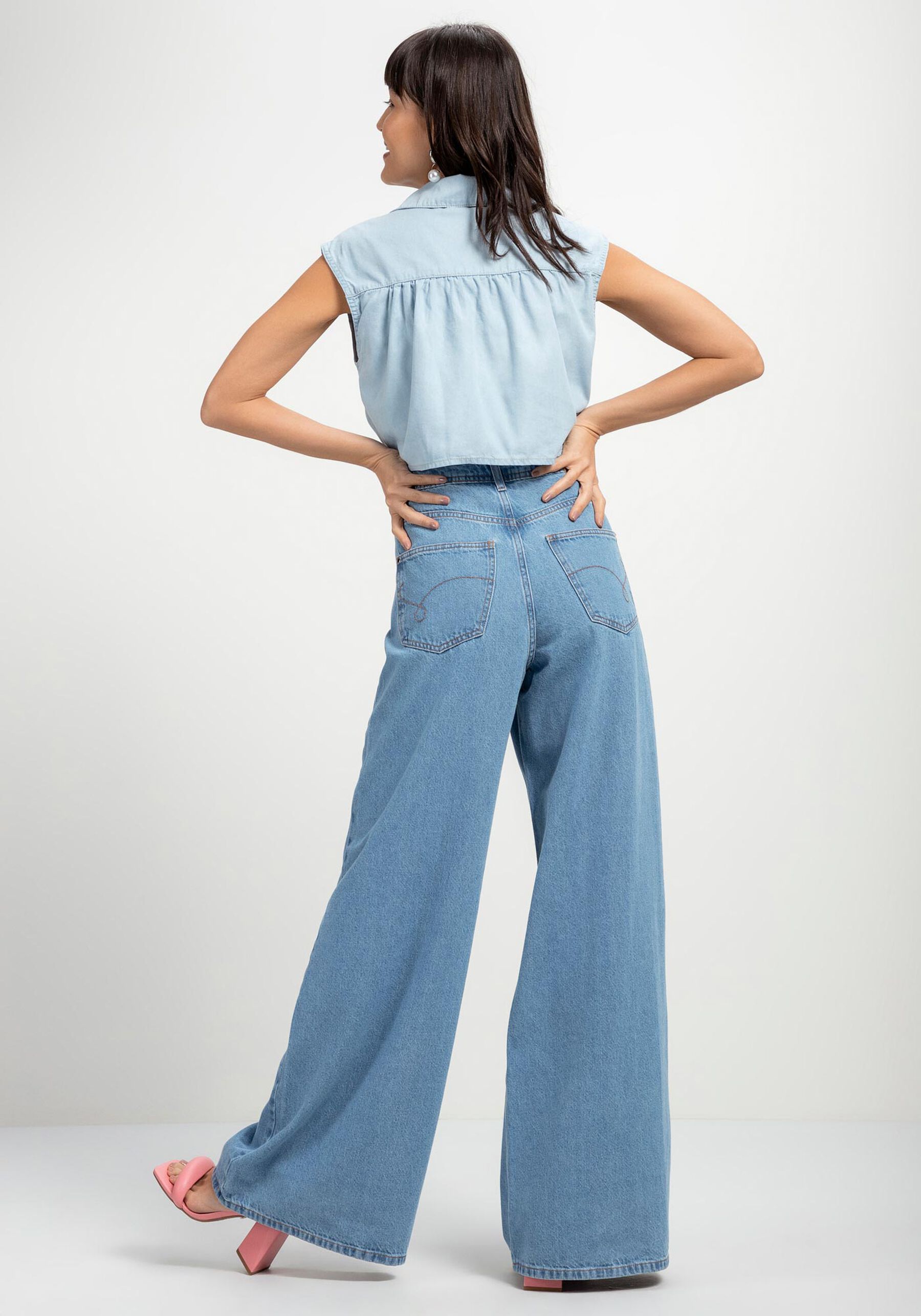 Calça Jeans Wide Leg Super Alta Sustentável, JEANS CLARO. Calça Jeans Wide Leg Super Alta Sustentável, JEANS CLARO, large.
