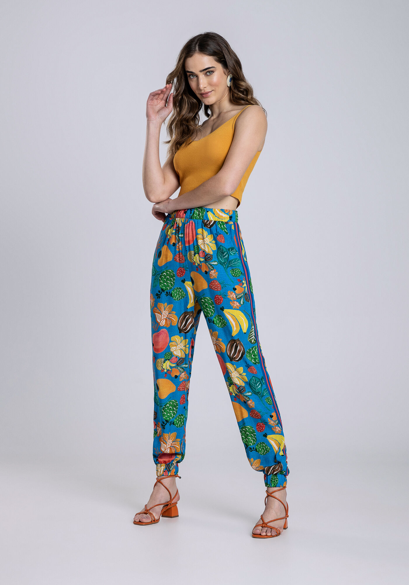 Cal&ccedil;a Jogging em Viscose Estampada, GRAVIOLA, large.