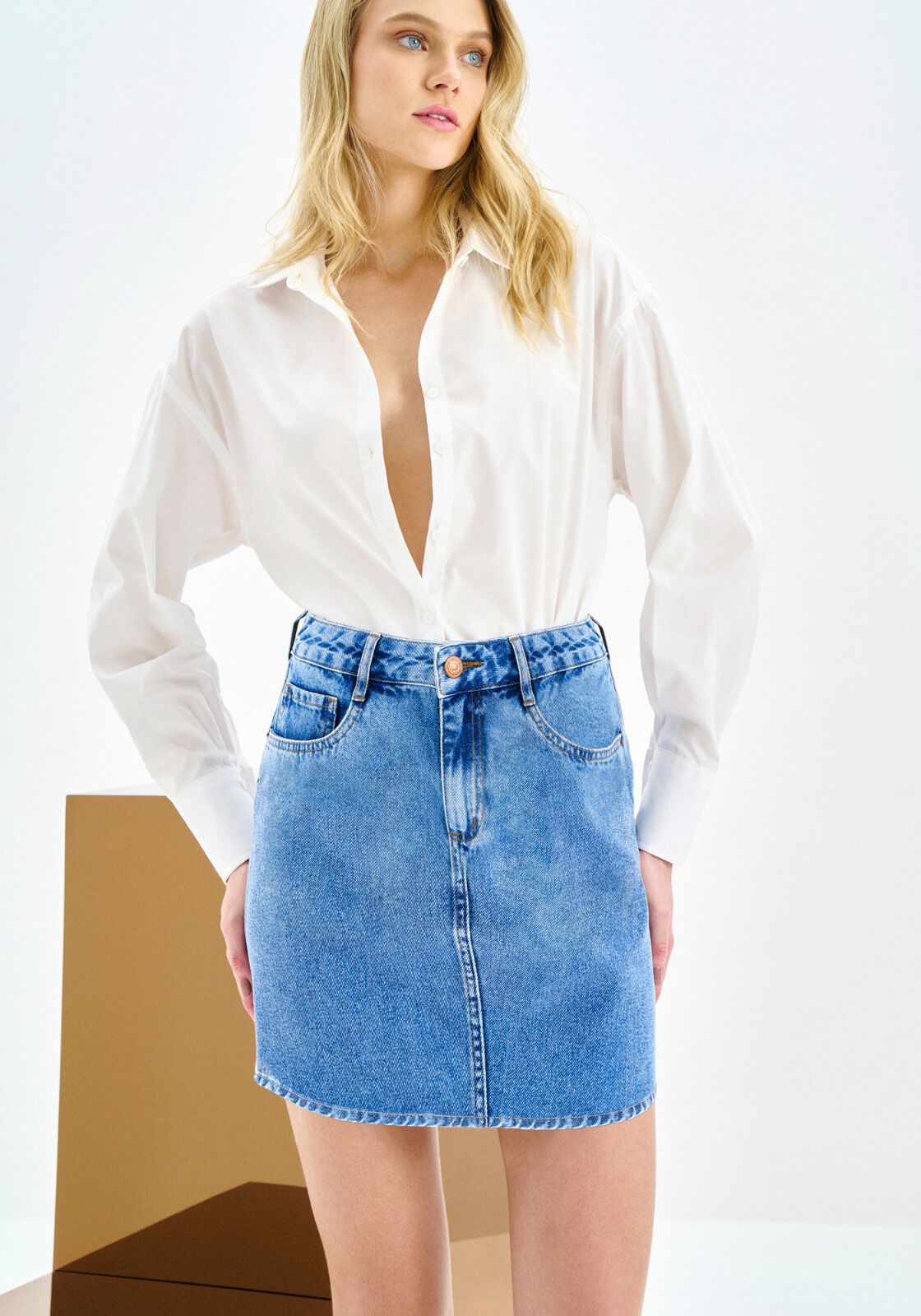 Saia Jeans Curta com Cintura Alta, , large.