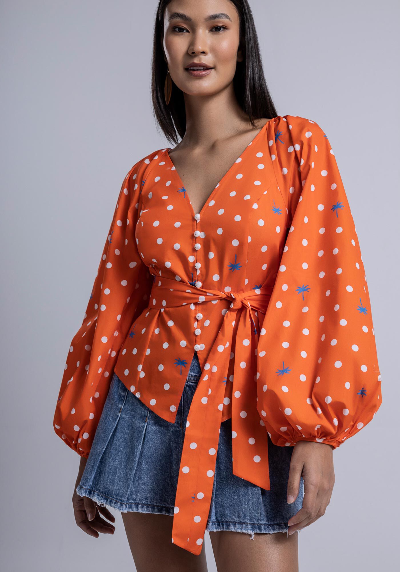 Blusa Manga M&aacute;xi em Tecido Atlanta com Cinto, , large.