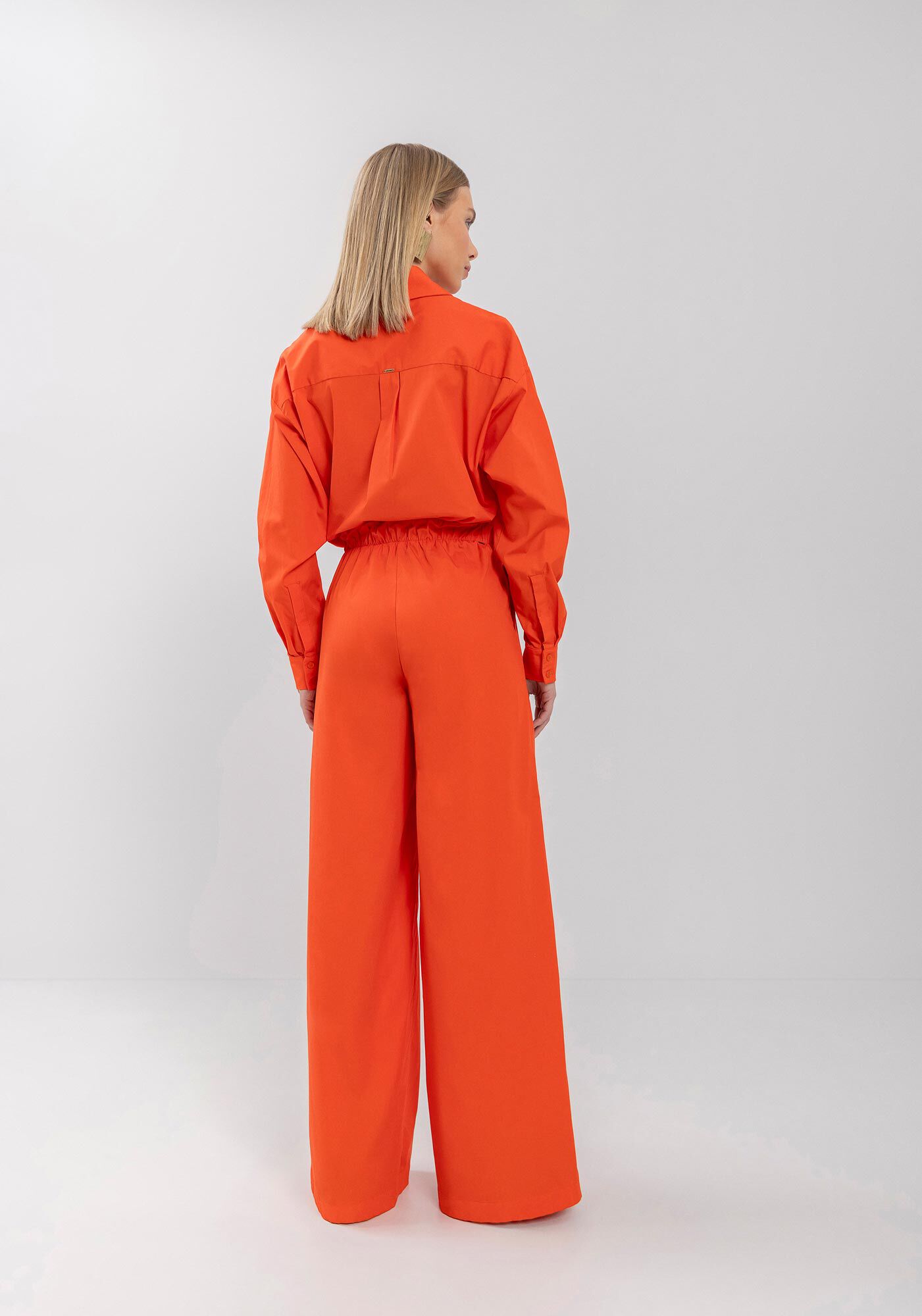 Cal&ccedil;a Pantalona Em Tricoline Com Cintura M&eacute;dia E Bolsos, , large.