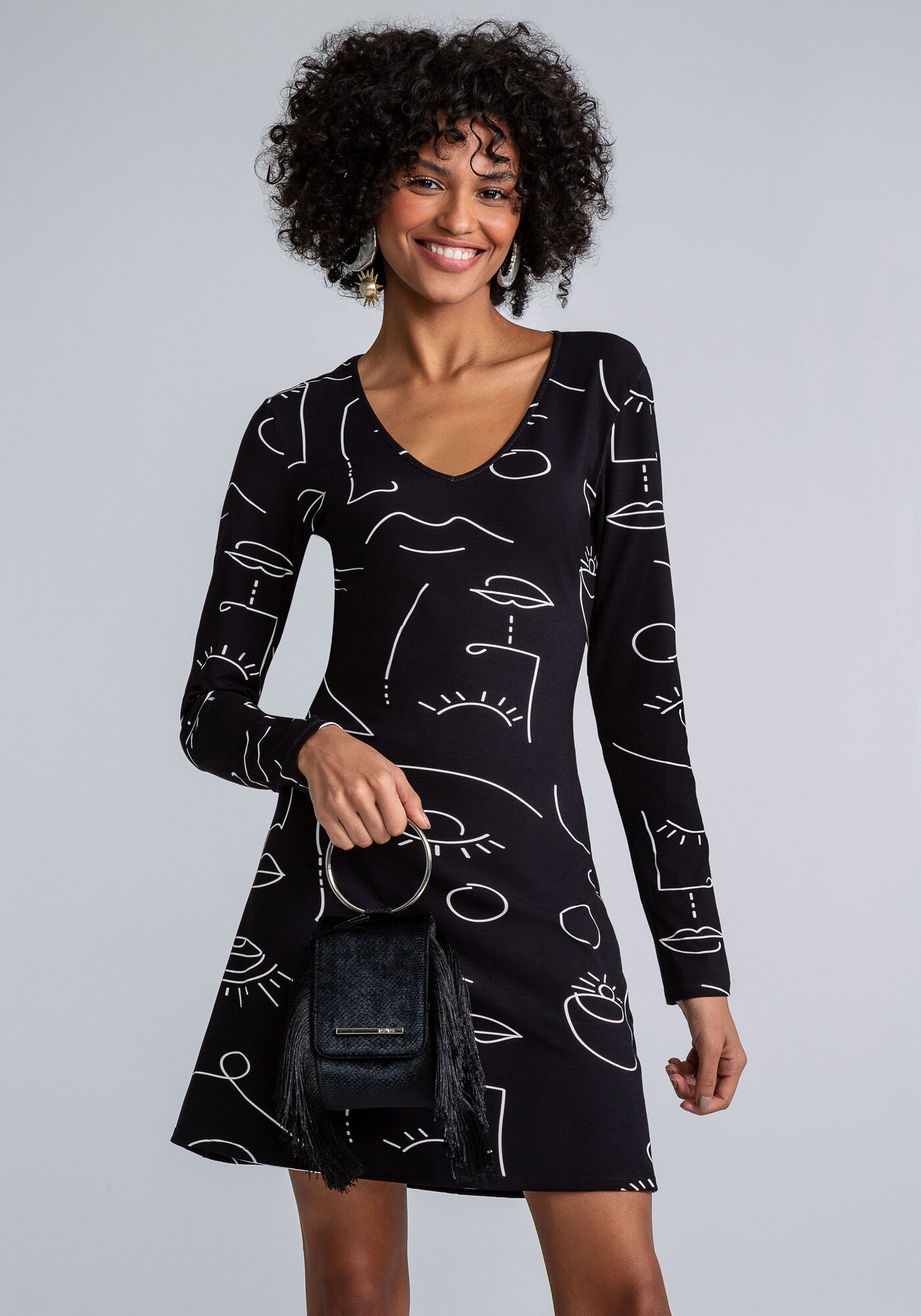 Vestido curto manga comprida top