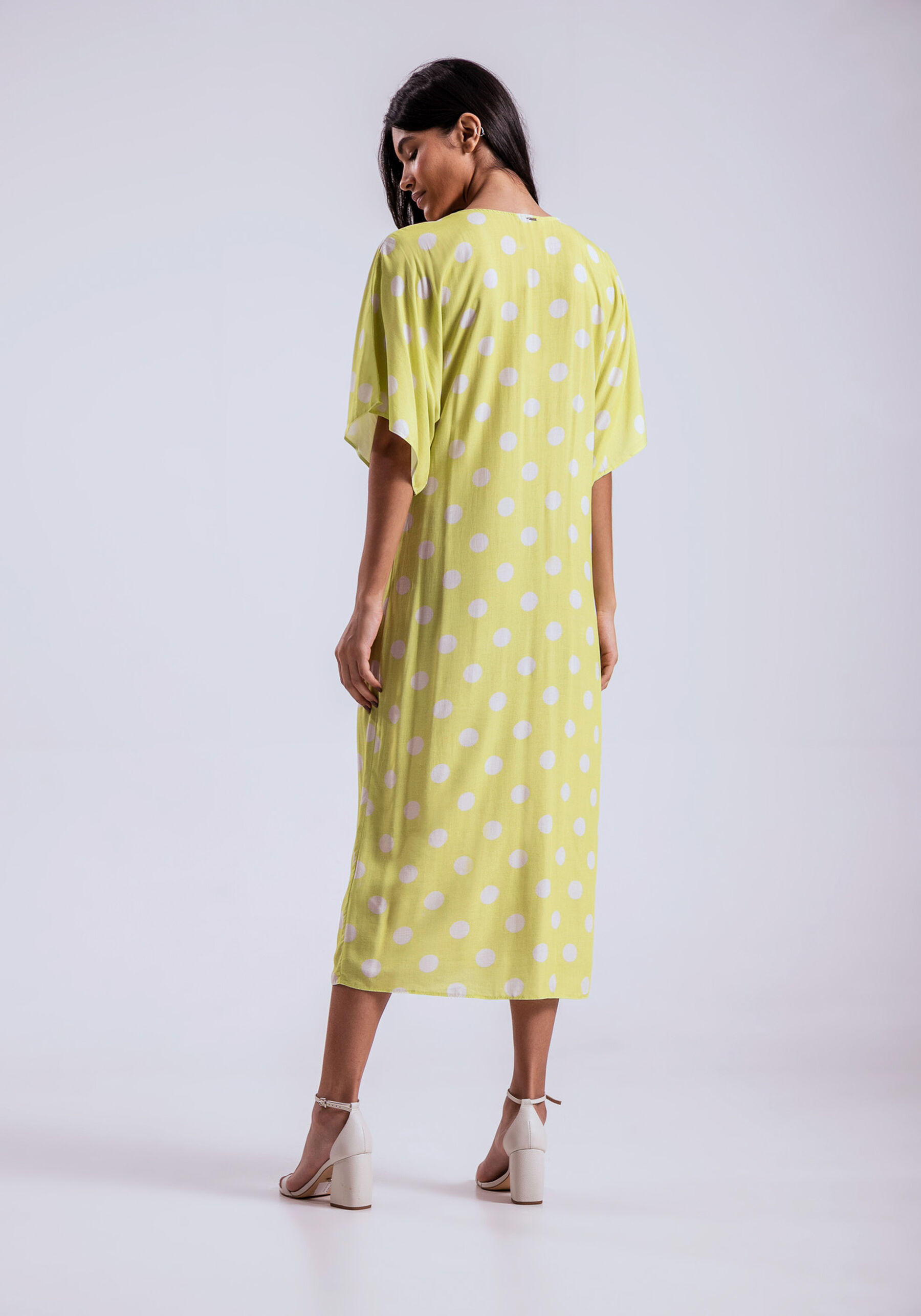 Vestido Midi em Viscose com Cinto, . Vestido Midi em Viscose com Cinto, , large.