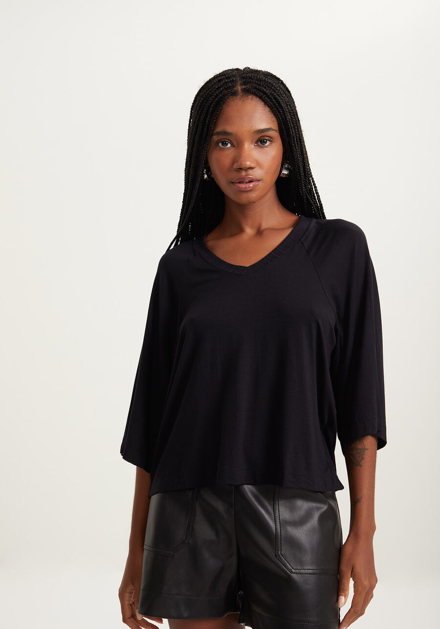 Blusa Ampla Com Mangas Médias E Decote Em V, . Blusa Ampla Com Mangas Médias E Decote Em V, , large.