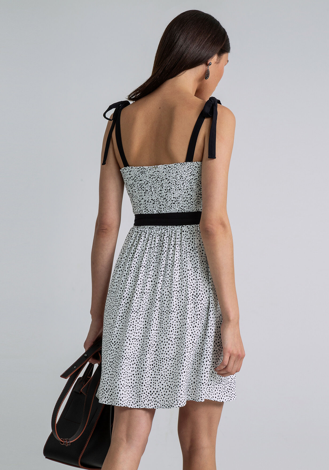 Vestido evasê discount curto
