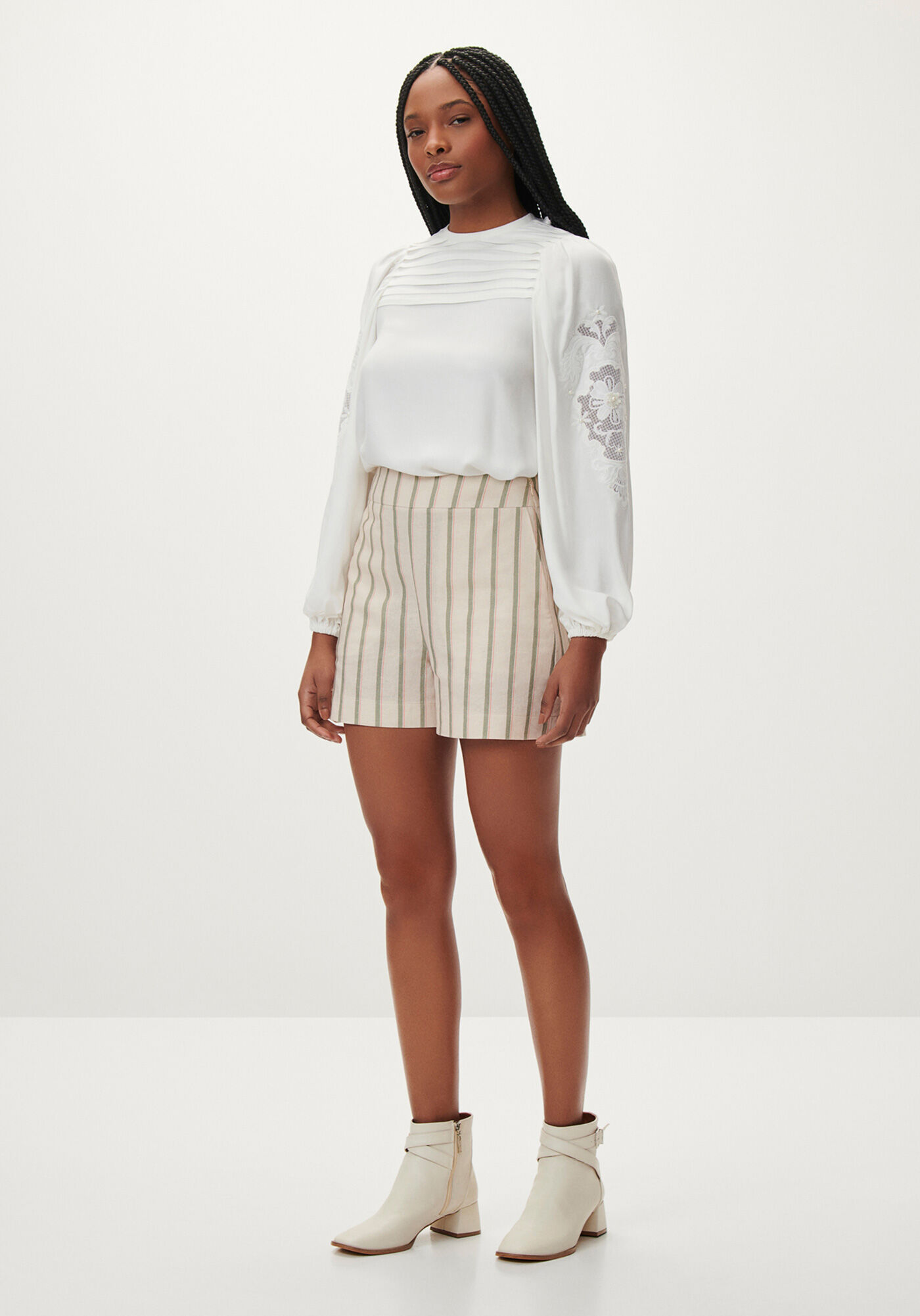 Blusa Manga Longa Bufante com Bordado Richelieu, , large.