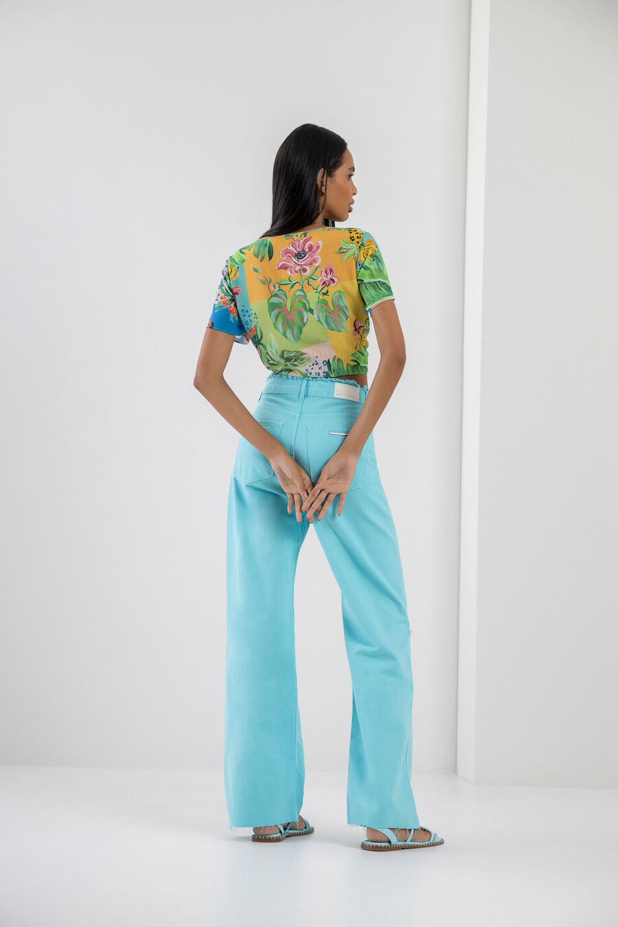 Blusa Manga Curta em Tecido Plano Estampada, . Blusa Manga Curta em Tecido Plano Estampada, , large.