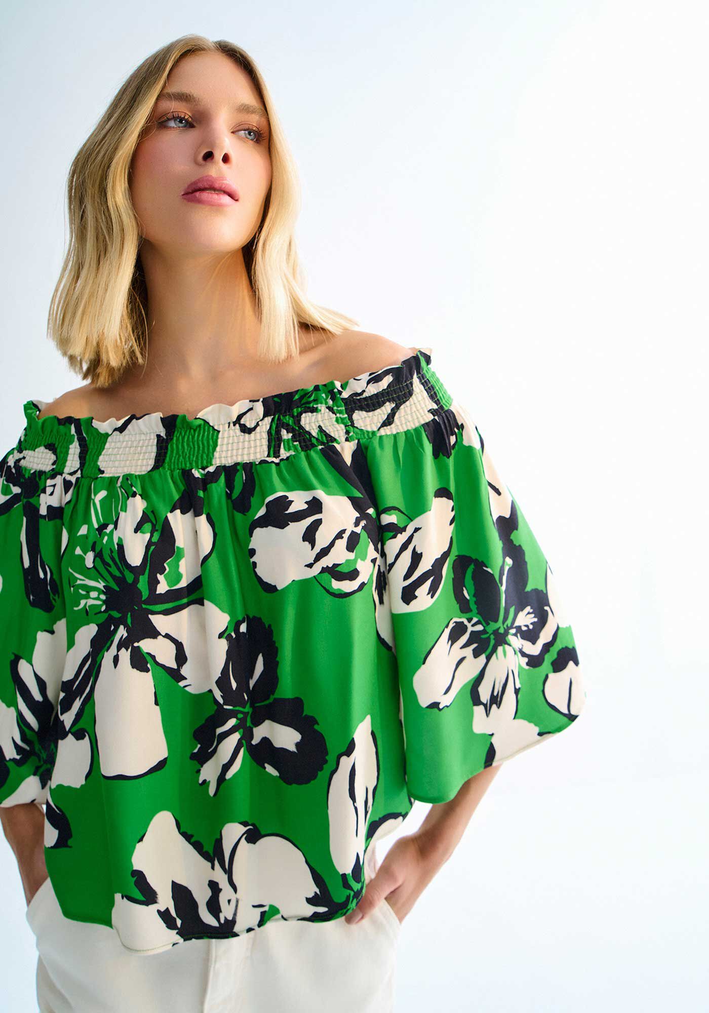 Blusa Ampla em Viscose com Decote Ombro a Ombro Lastex, , large.