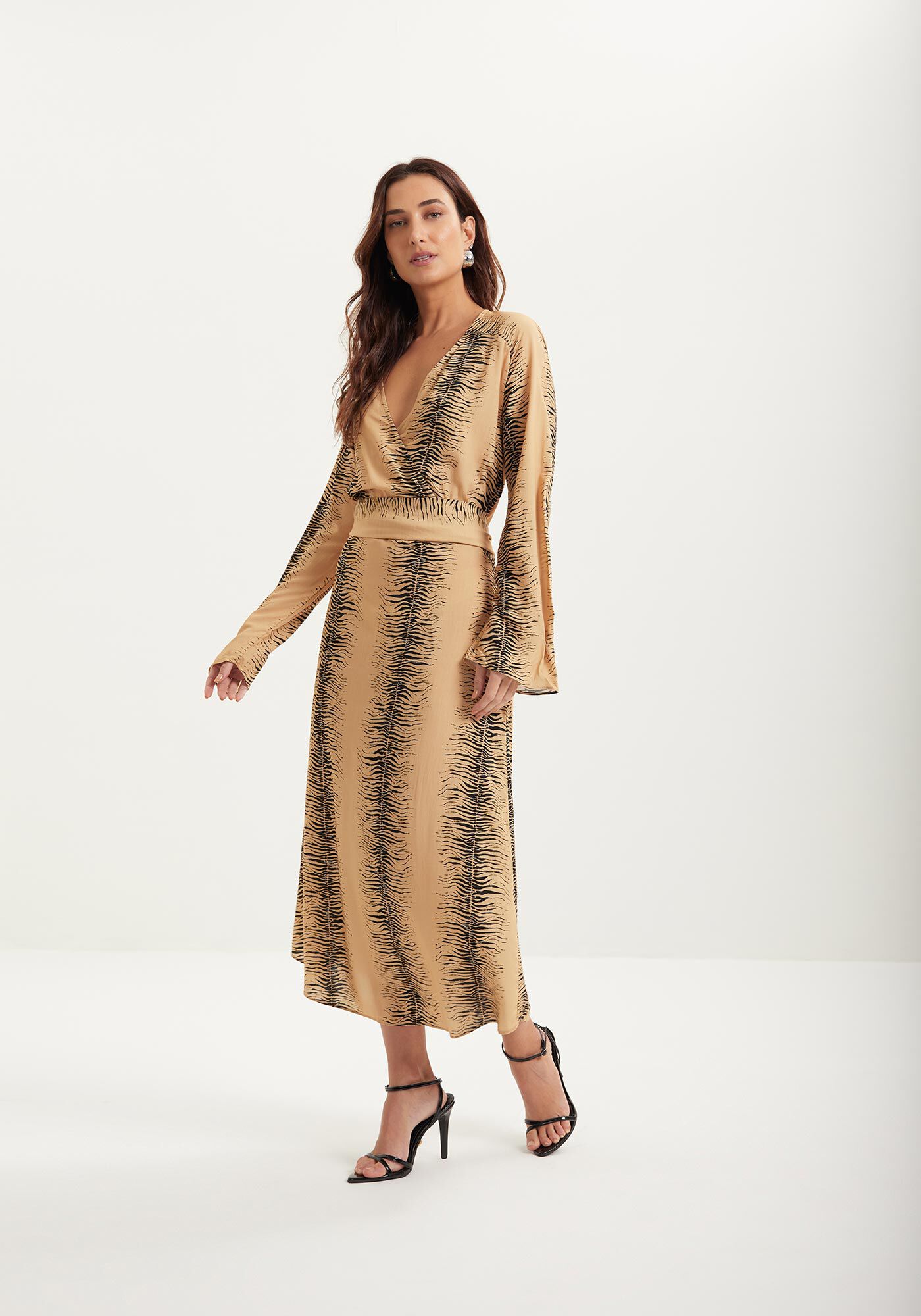 Vestido Estampado Ch&aacute; De Mangas Longas Com Decote Em V, , large.