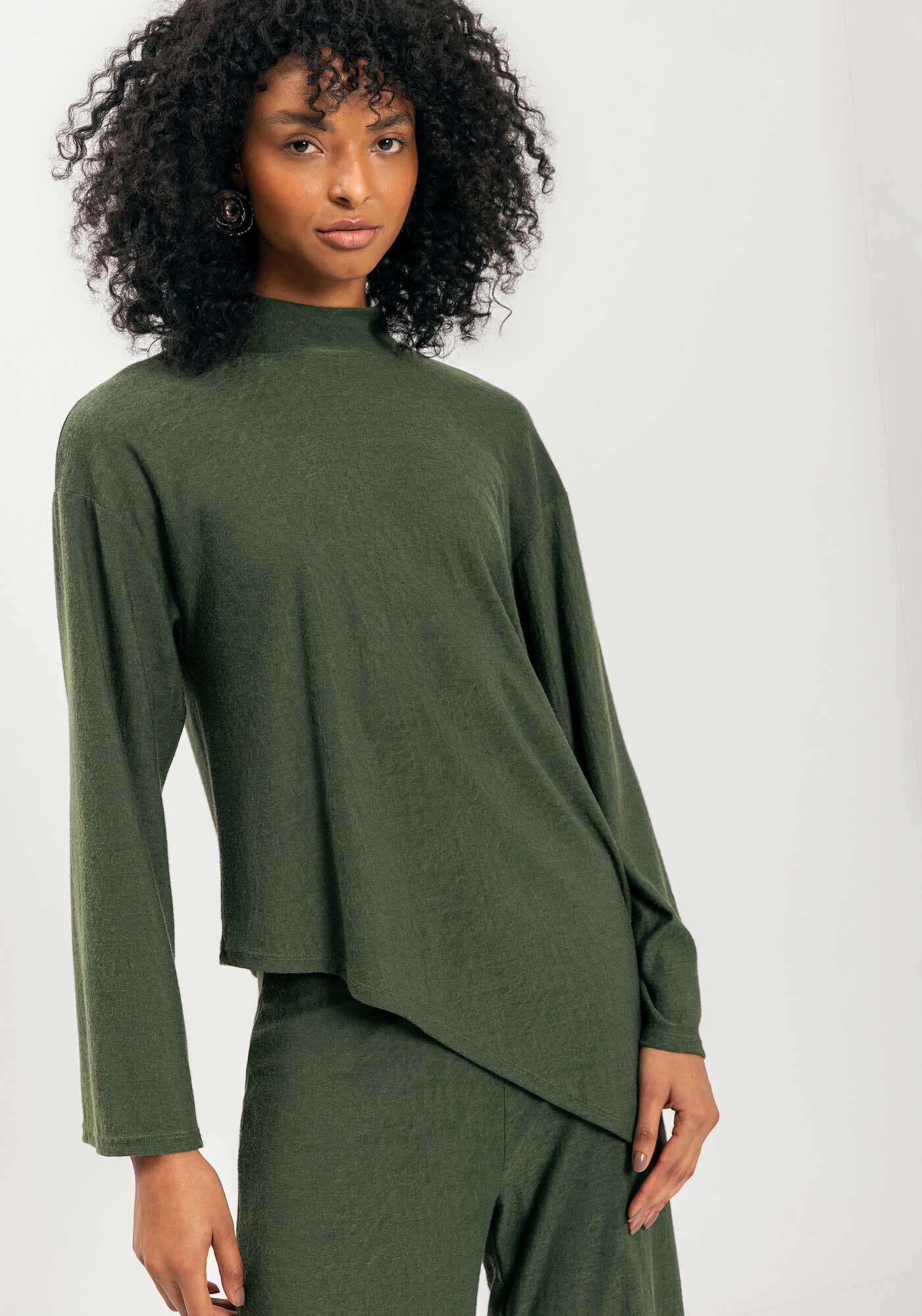 Blusa Assim&eacute;trica De Mangas Longas Em Malha R&uacute;stica, , large.