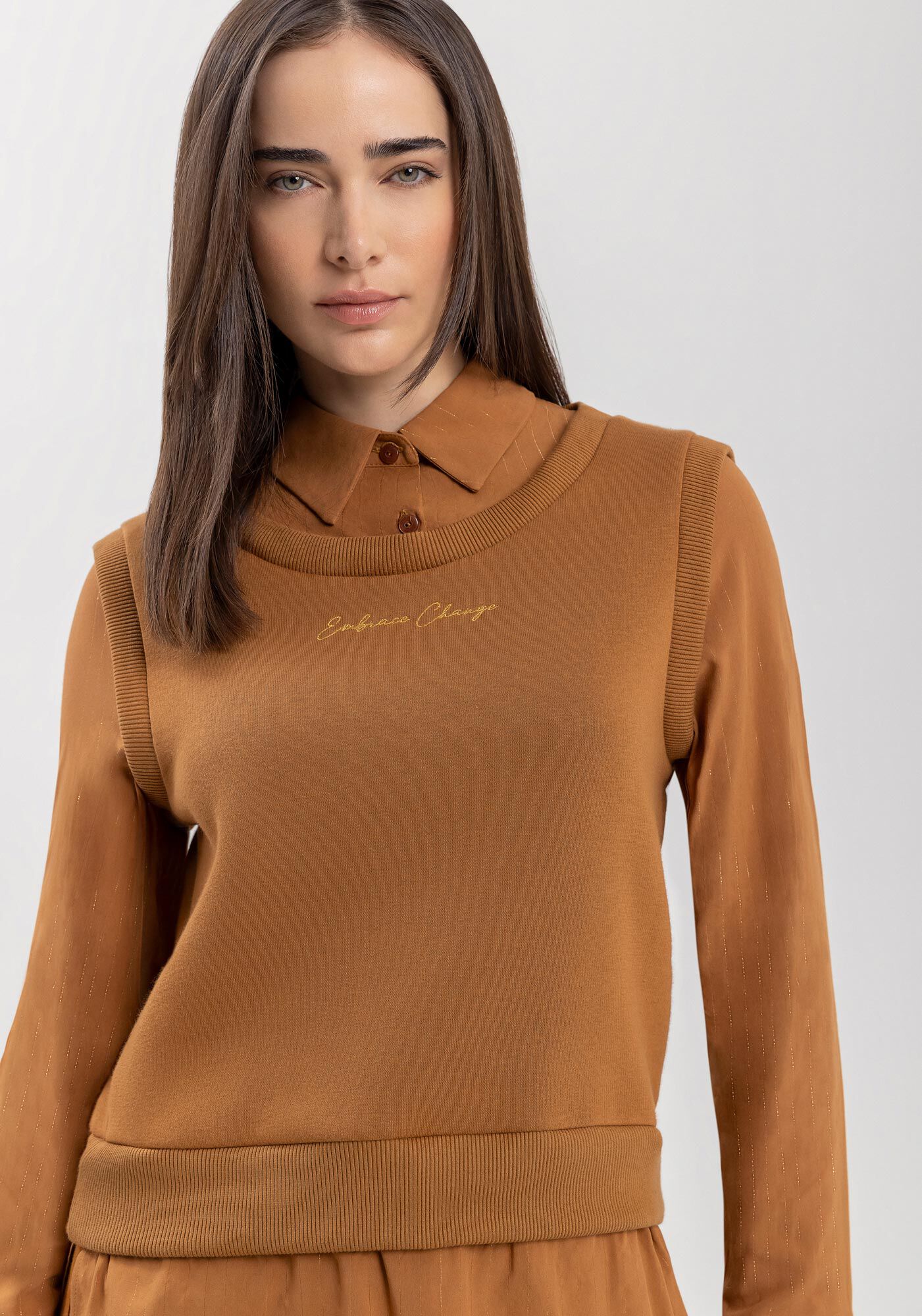 Blus&atilde;o Em Moletom Capri Com Bordado Frontal, , large.