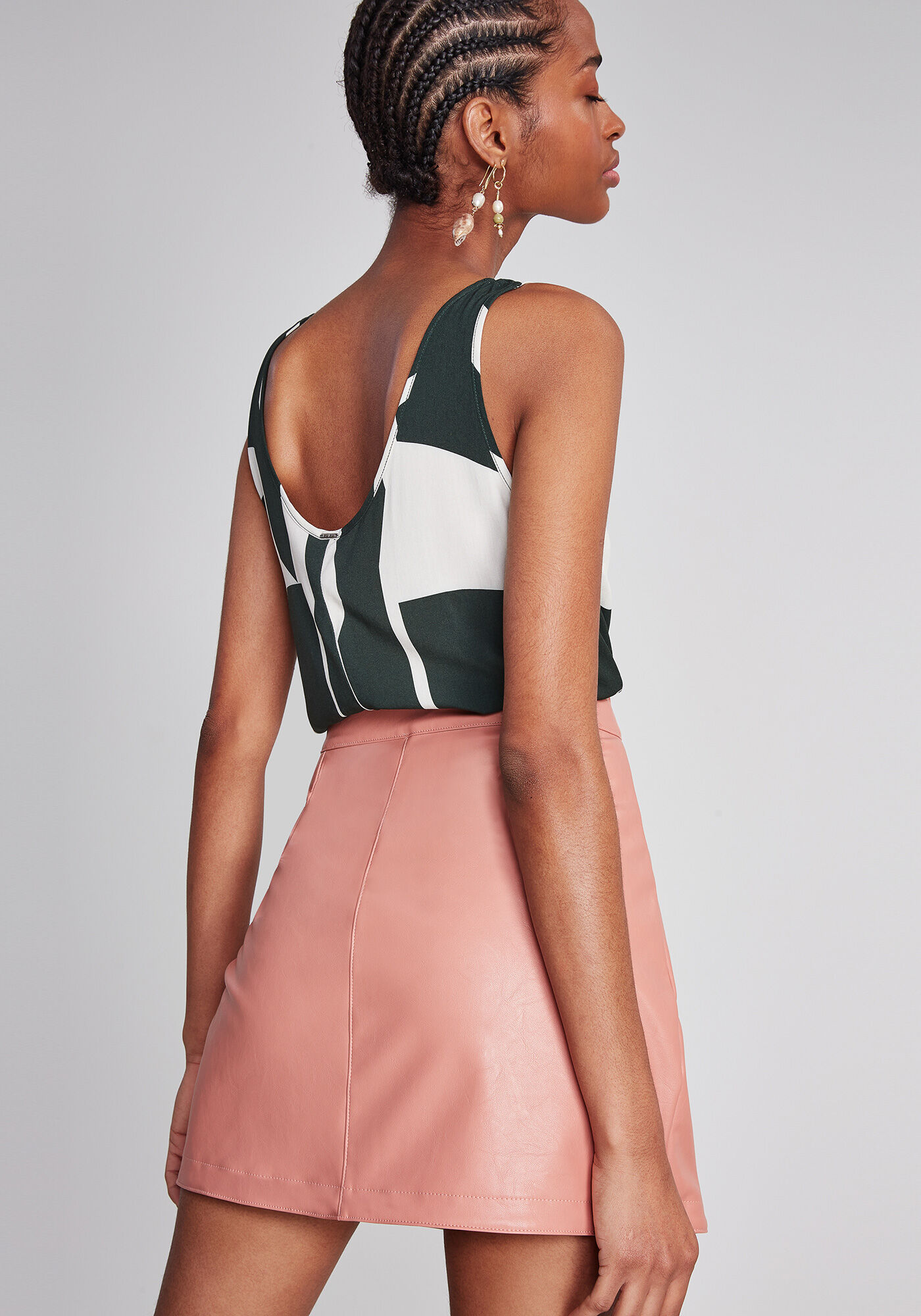 Saia Curta Cintura M&eacute;dia PU, , large.