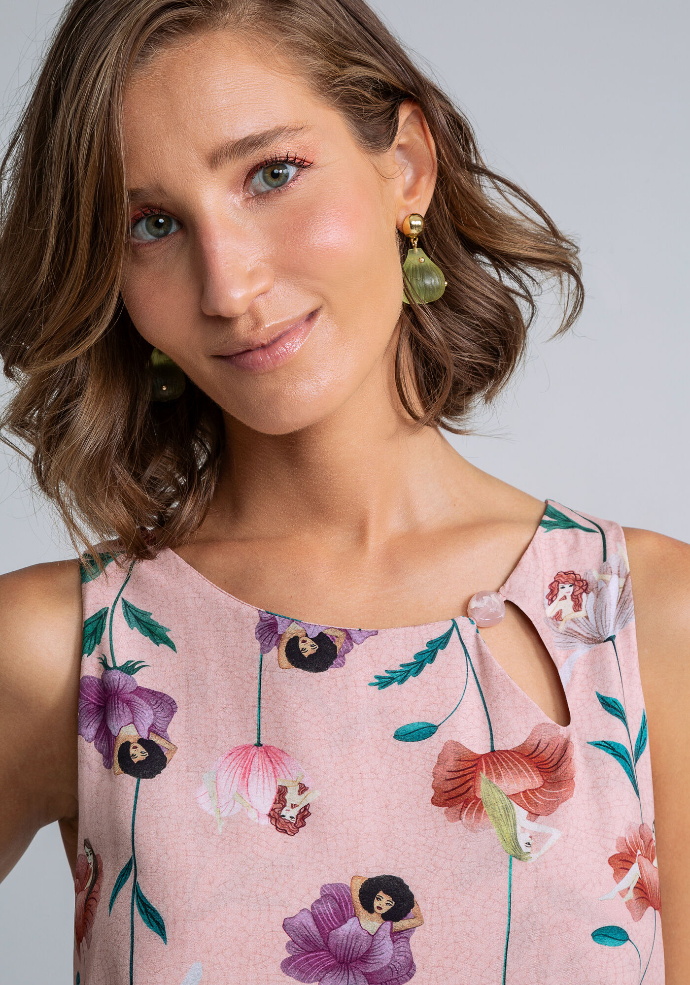 Blusa Detalhe Decote Estampa, , large.